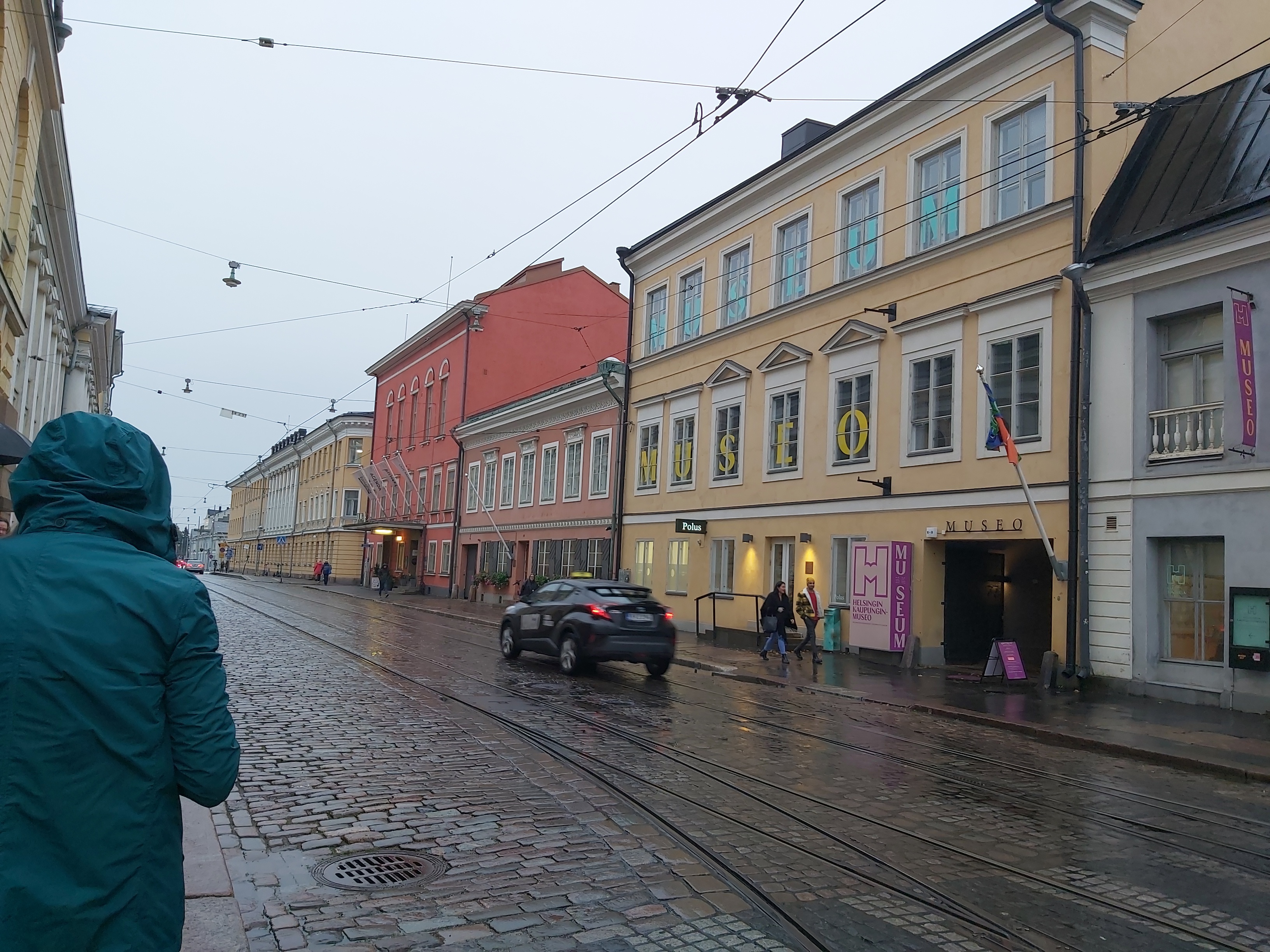 Aleksanterinkatu 16 (Remanderin talo), 14 (Brummerin talo), 12 (Balderin talo) rephoto