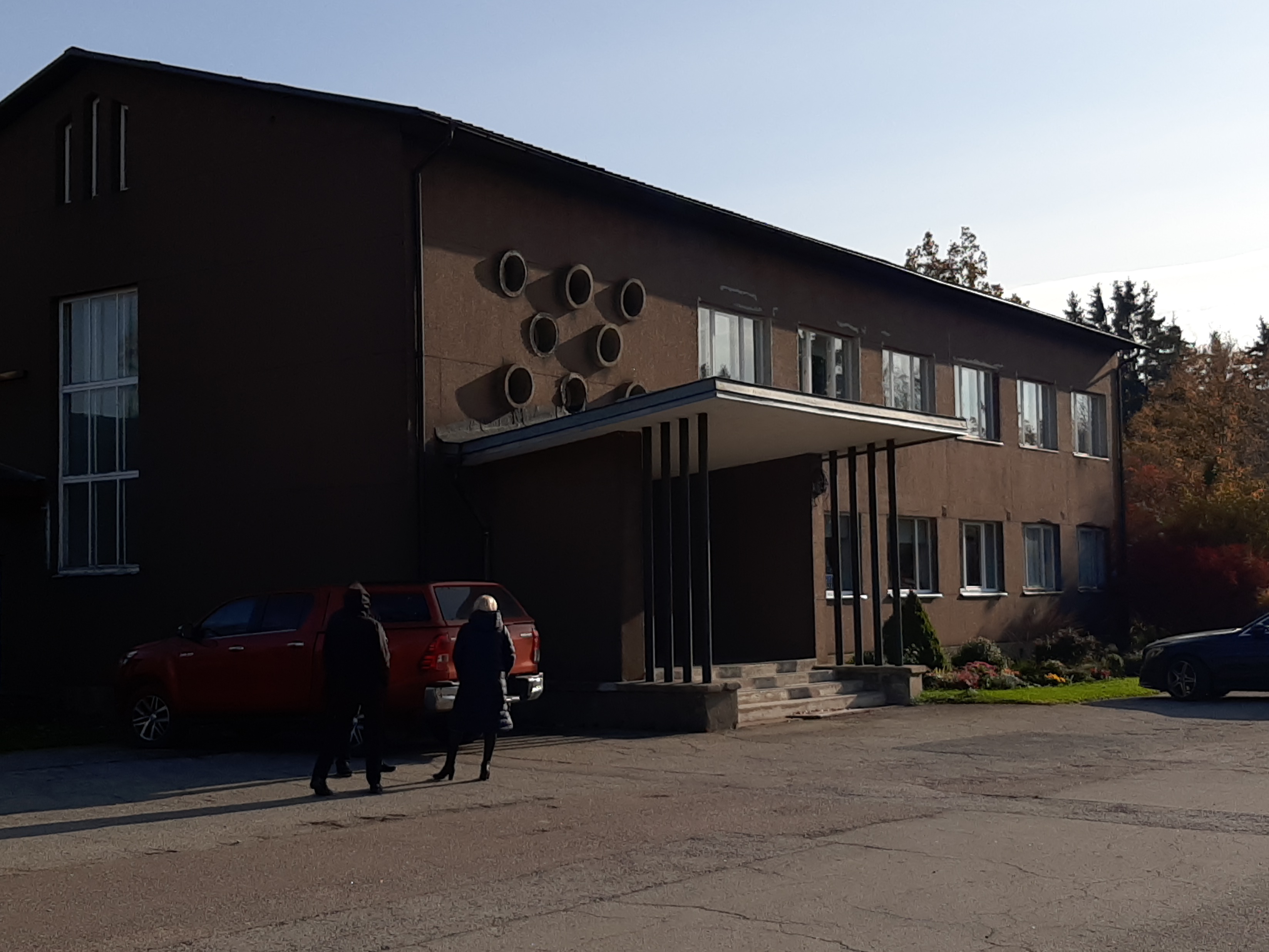 S. Kirovi nimeline näidiskalurikolhoos. Kontorihoone. rephoto
