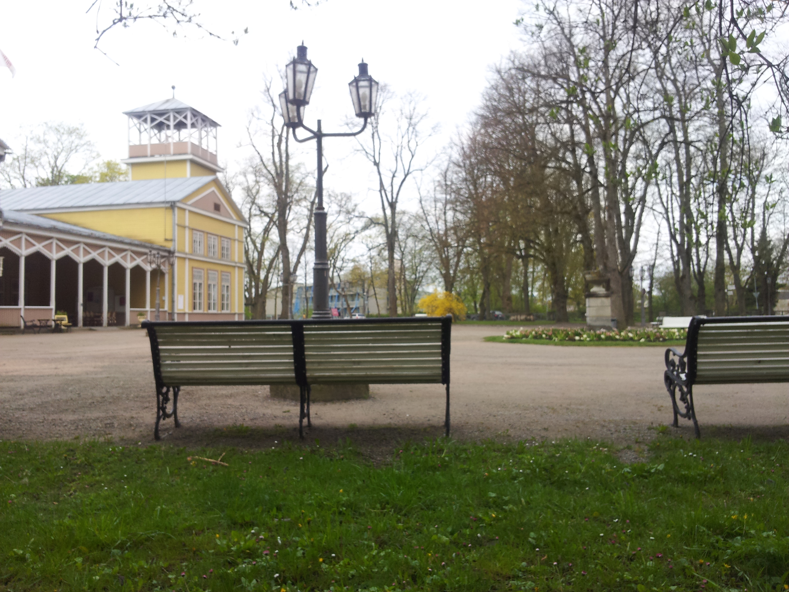 Vaade Kuressaare Kuurhoone esisele. rephoto