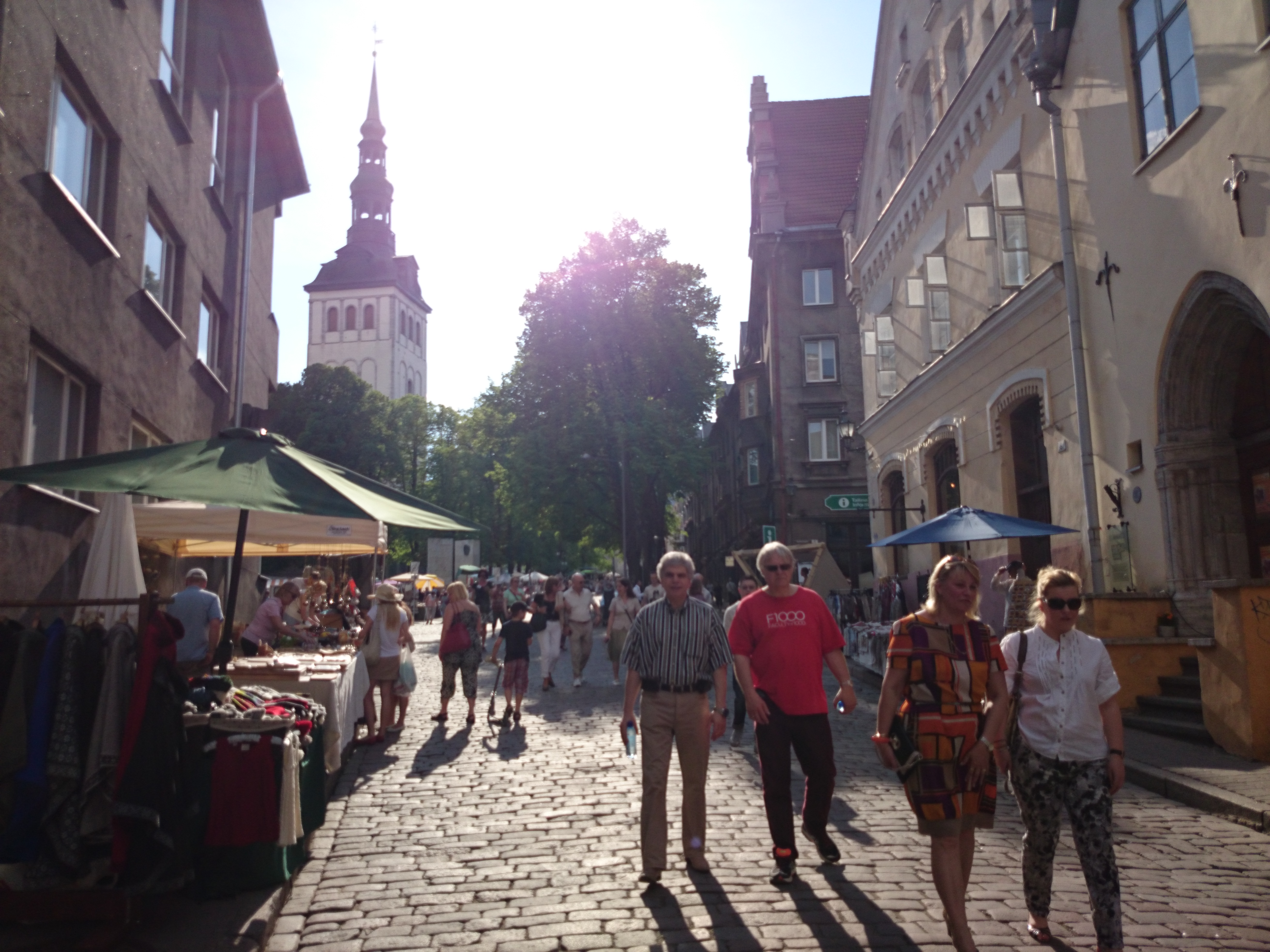 Tallinn, Kuninga tänav, vaade Niguliste tänava poole. rephoto