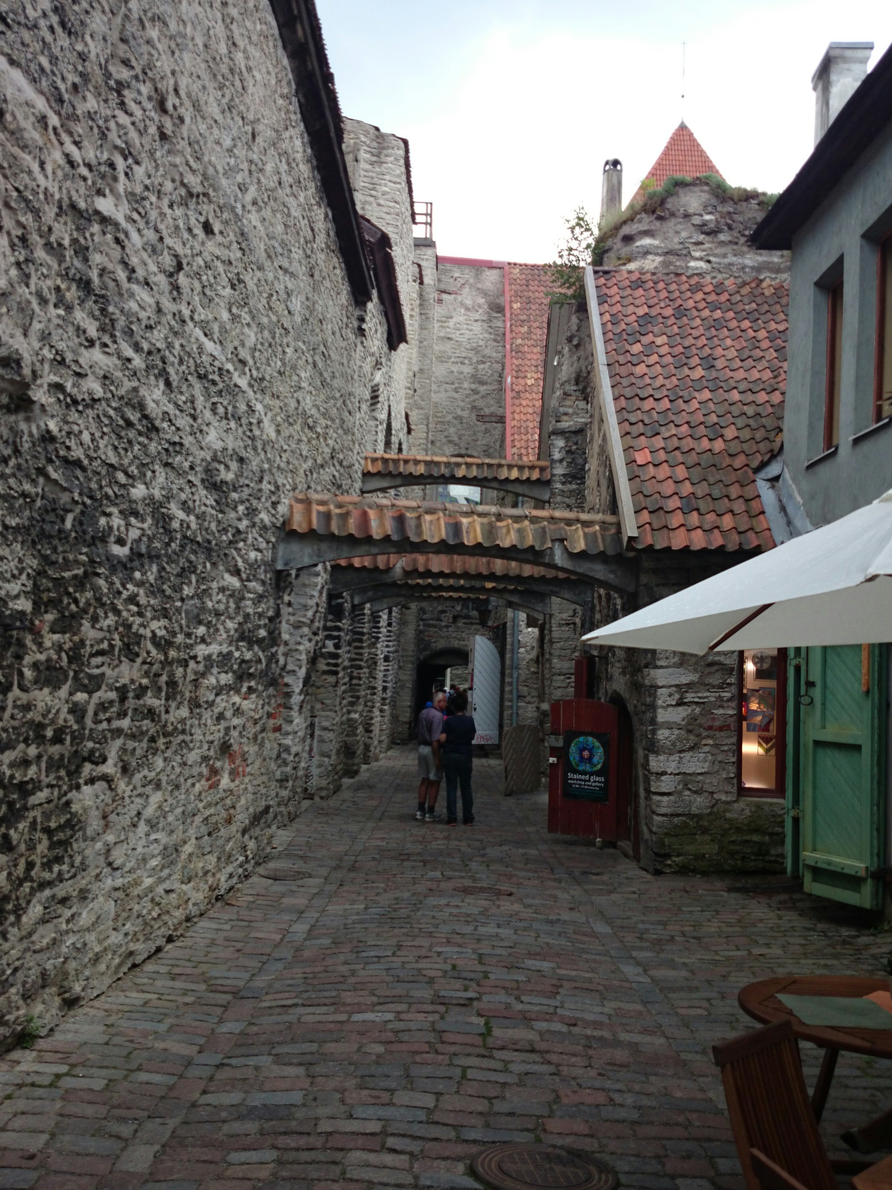 Tallinn, Vene tänava õu, endine dominiiklaste klooster. rephoto