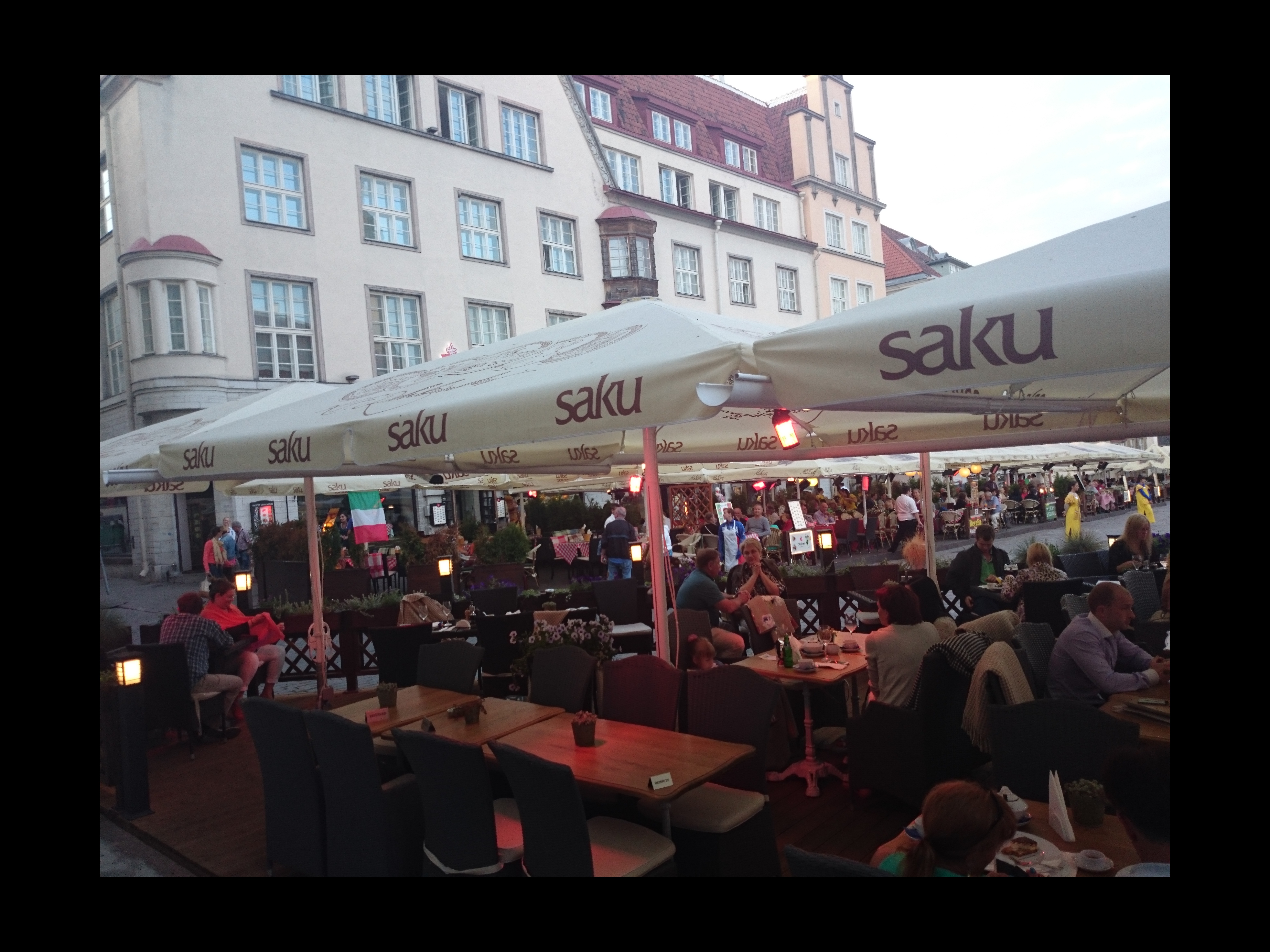 Tallinn, söögimaja Raekoja platsil. rephoto