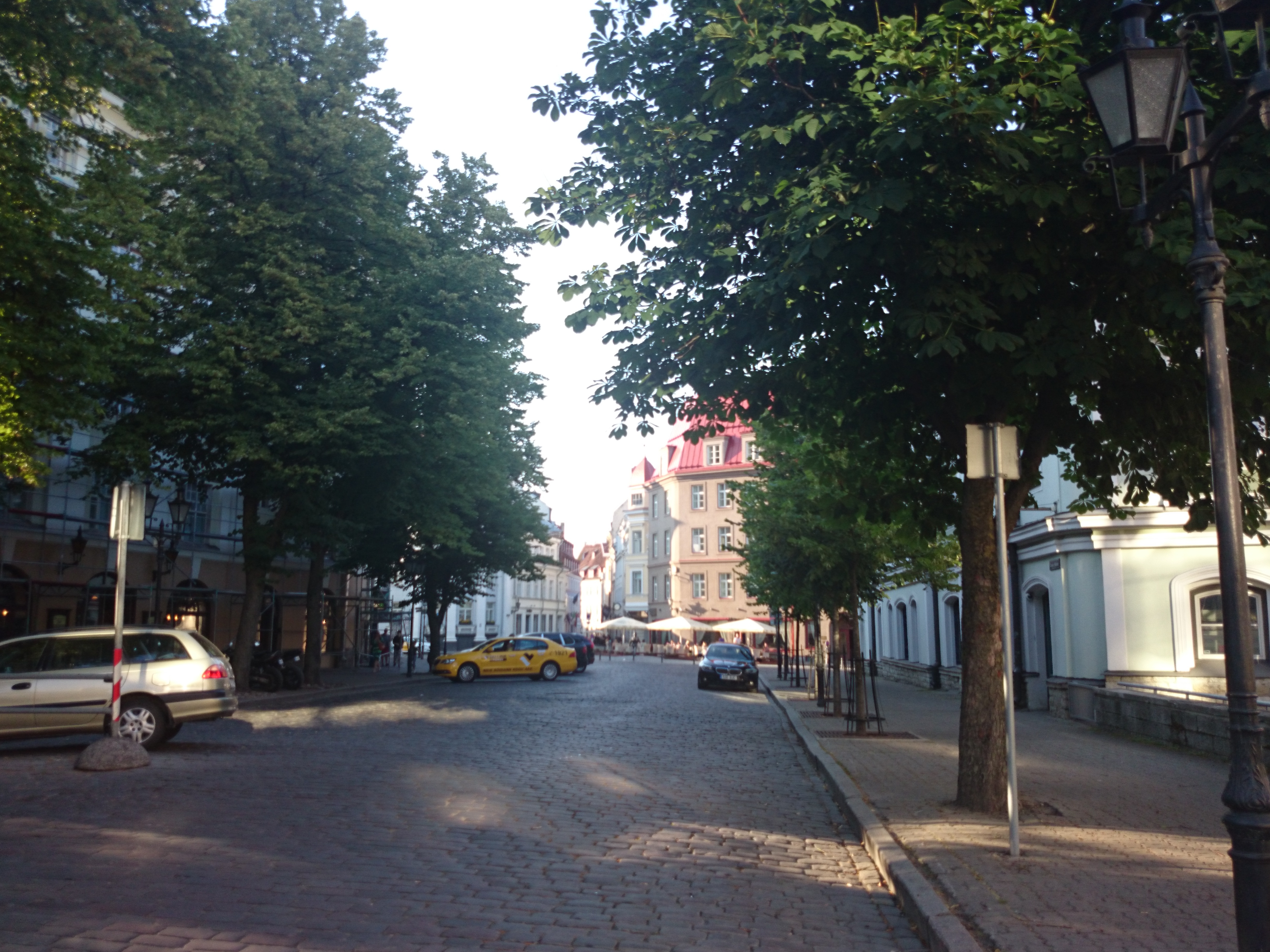 Suur-Karja tänav, vaade Pärnu mnt-le. rephoto