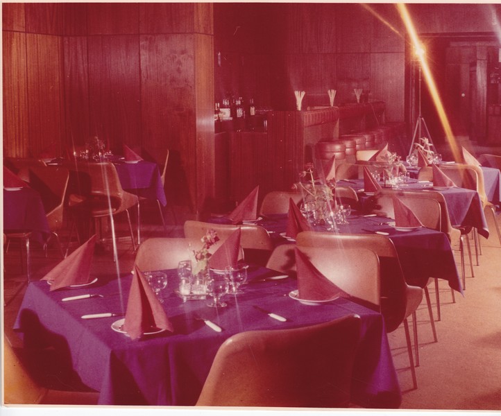 Kohviku Narva uus saal Ajapaik