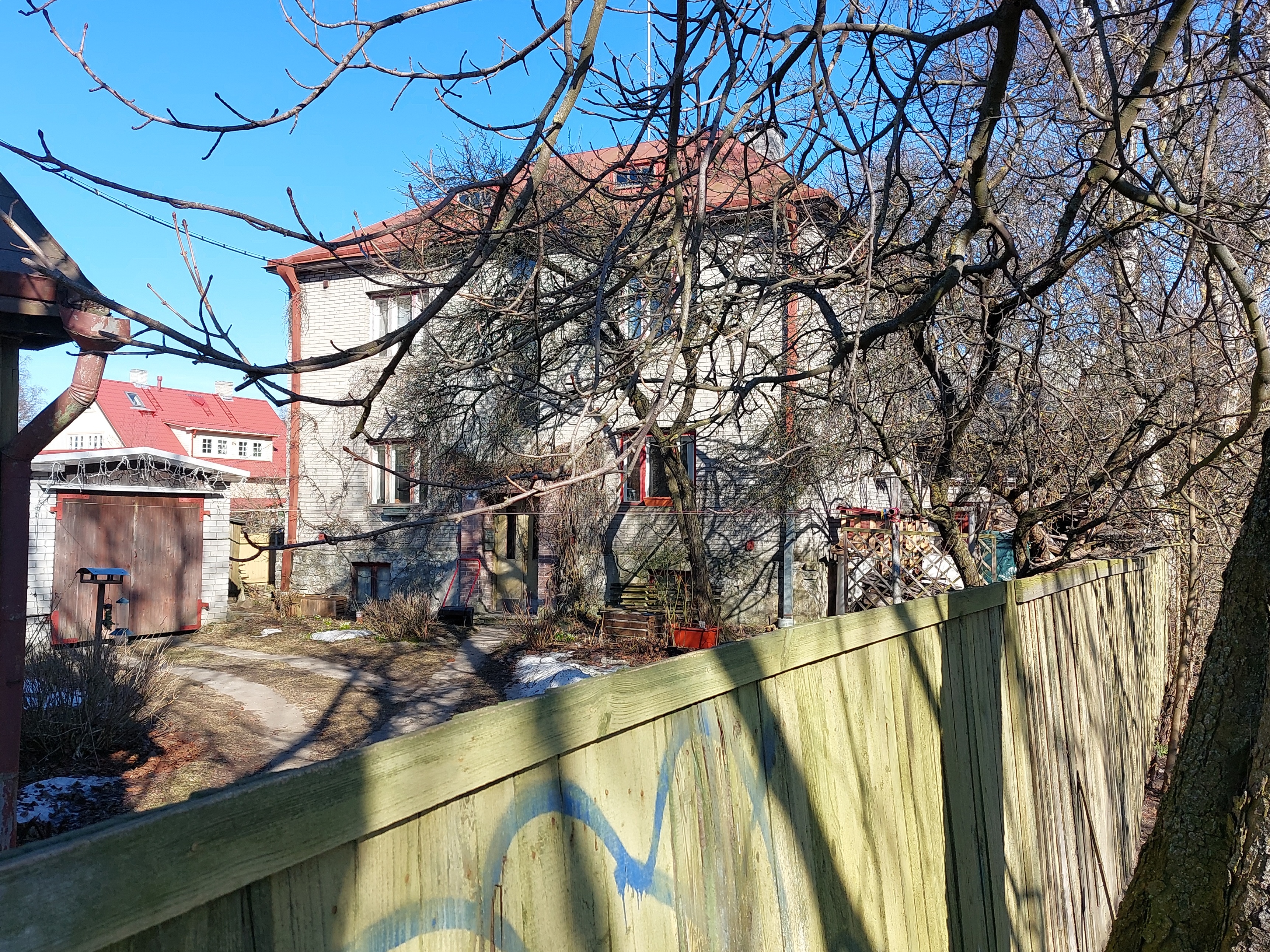 Pelgulinn: Ristiku 2a elamu rephoto