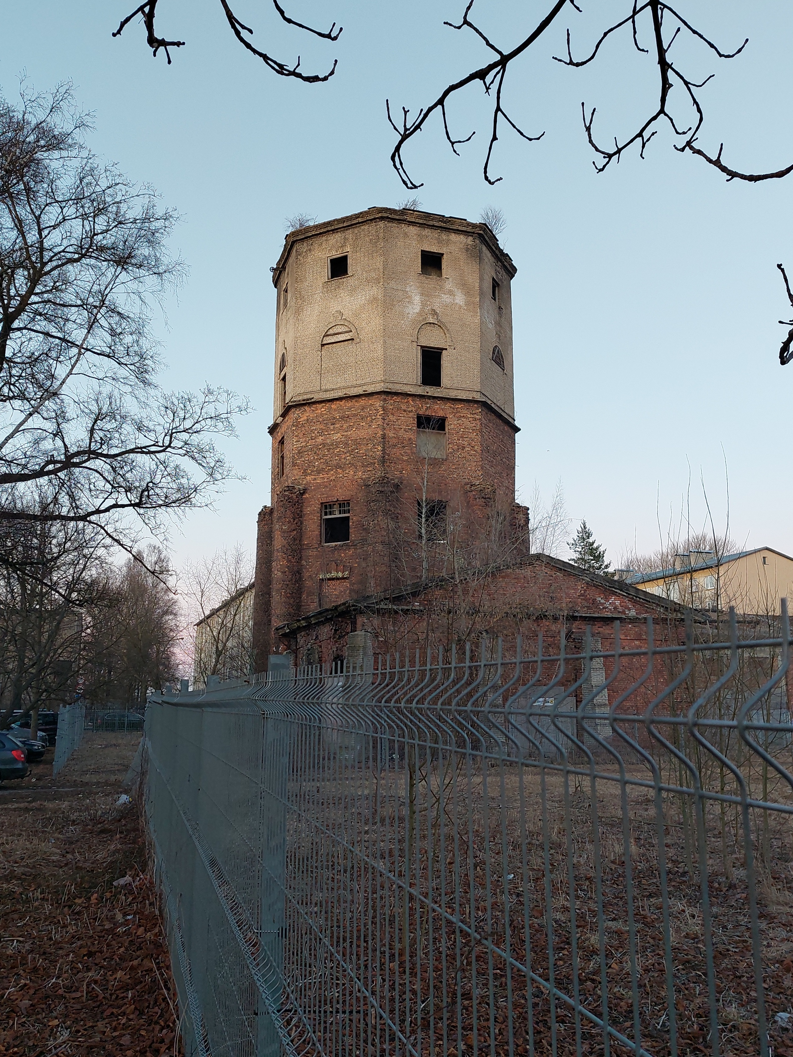 Arsenali sõjatehase veetorn Erika tn 6a rephoto