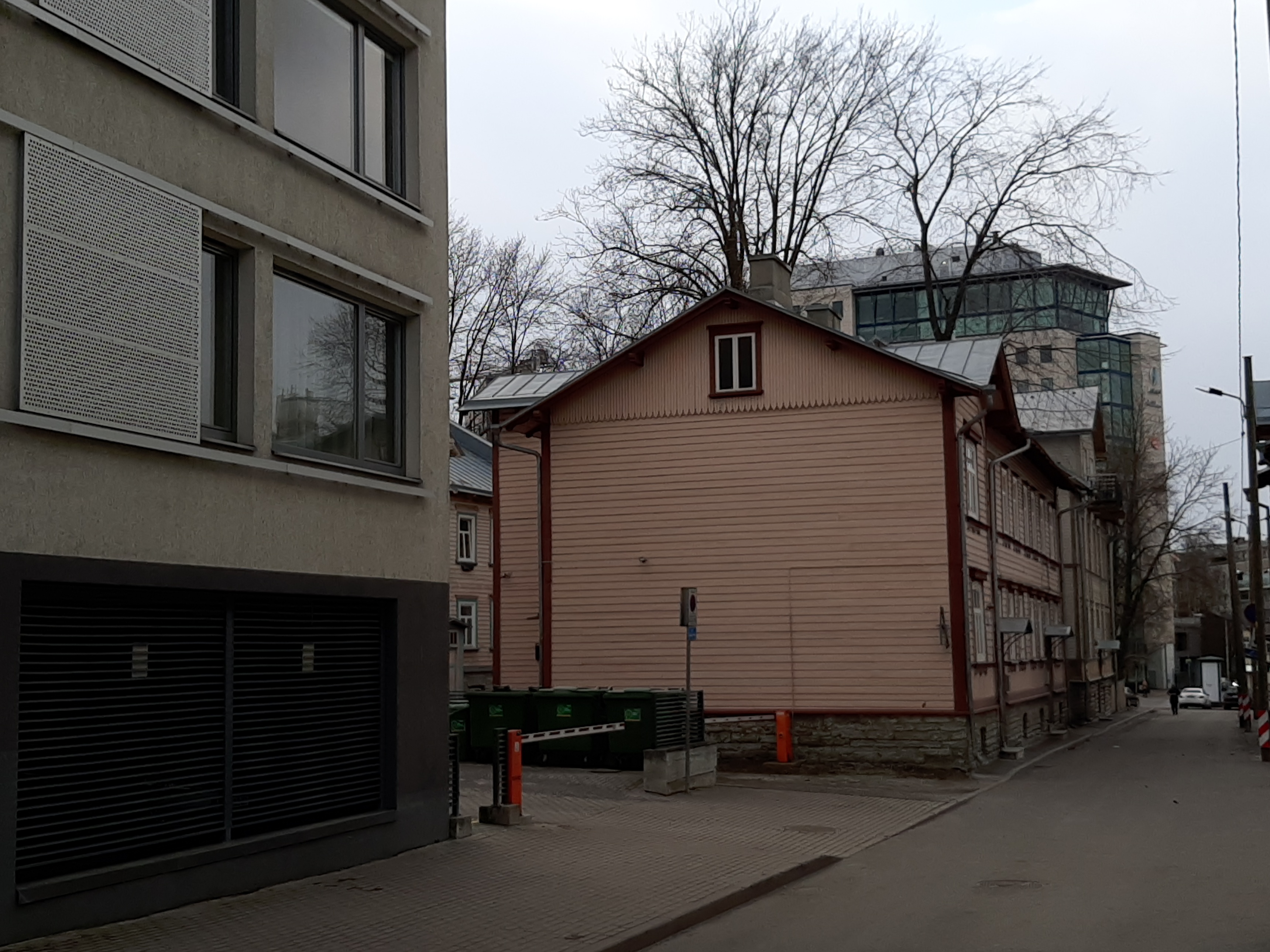 Tallinn. Uus-Tatari 6, 4, 2 rephoto