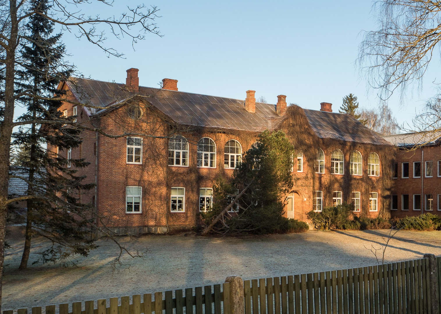 Valtu schoolhouse rephoto