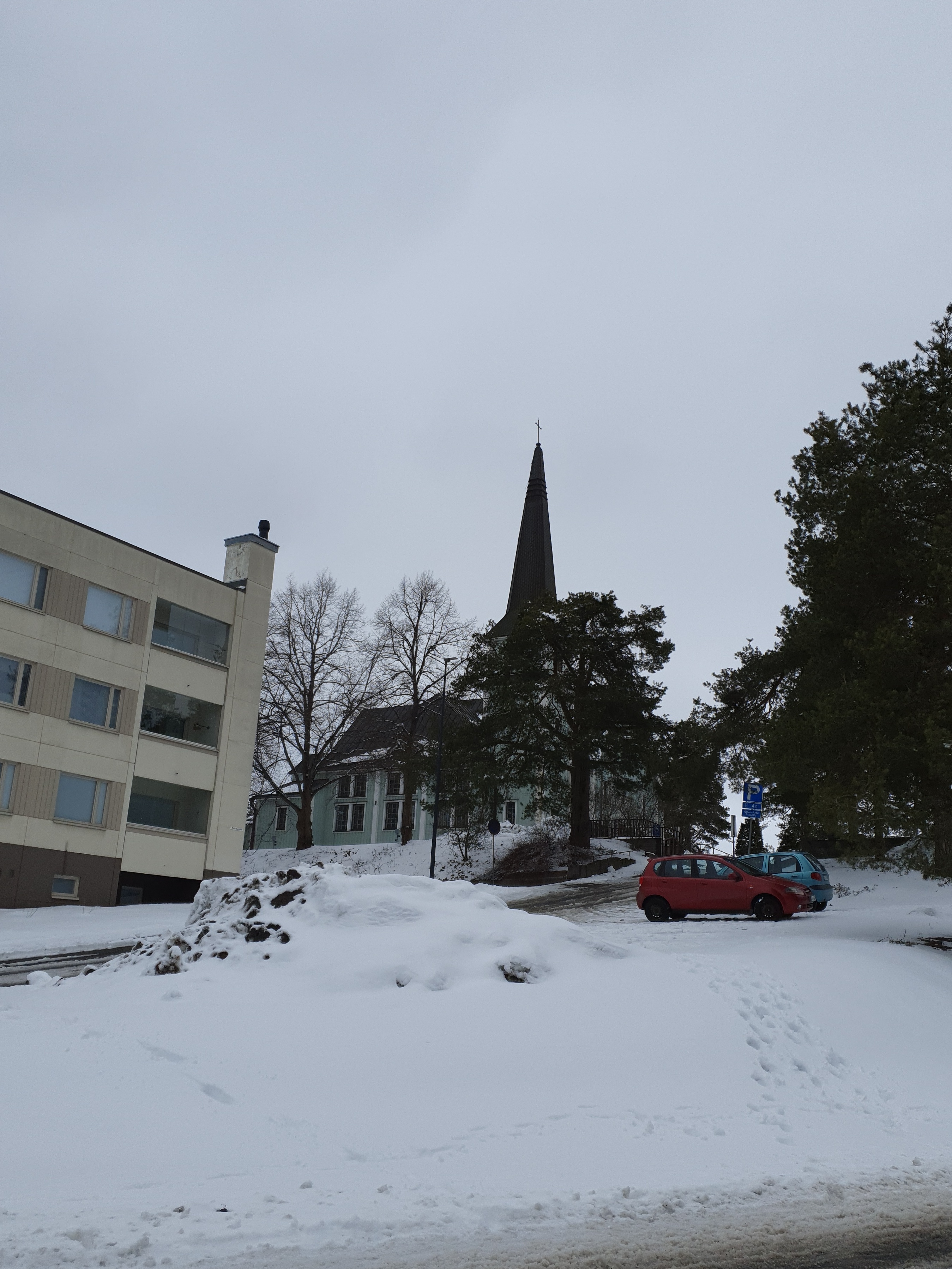 Keskuskirkko Kirkkopolulta 1950-luvulla. Kuva: Riihimäen kaupunginmuseo rephoto
