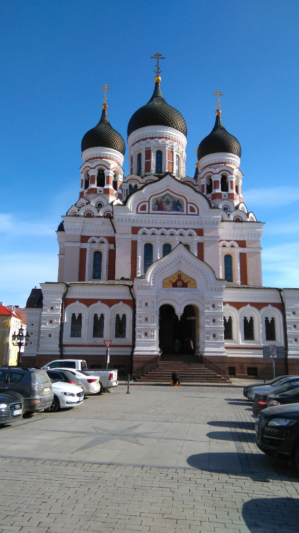 Alekander Nevski Church in Toompeal, Lossi Square. View from the bottom. rephoto