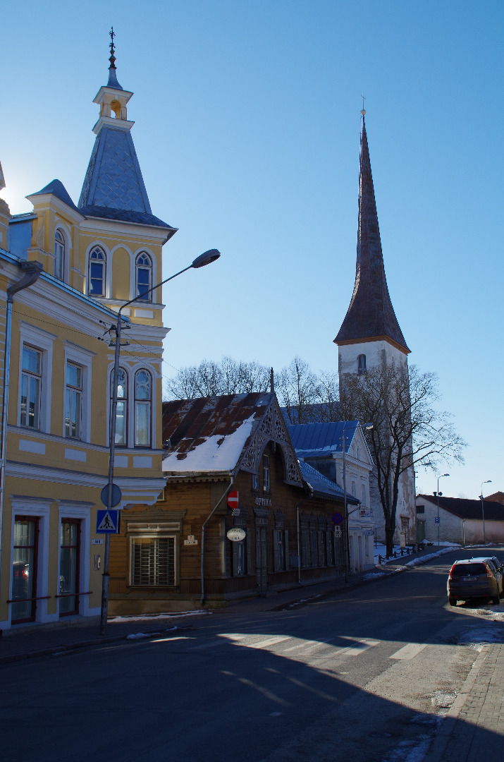 View from Parkal Street to Pika street in Rakvere rephoto