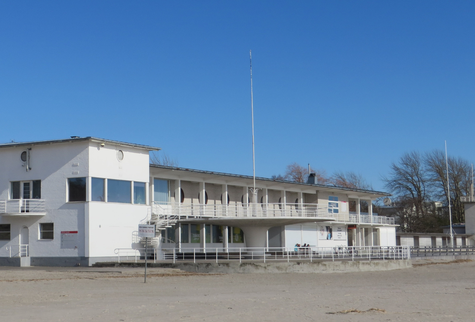 Pärnu new beach cafe rephoto