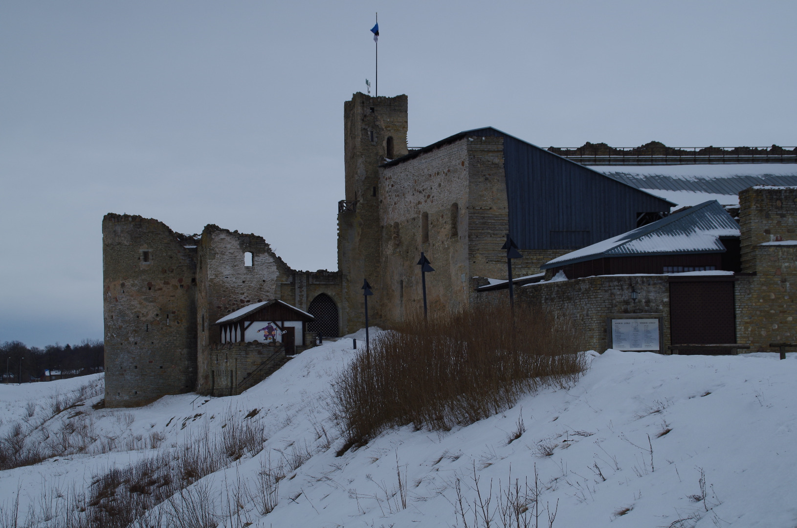 [rakvere Castle Remedies] rephoto