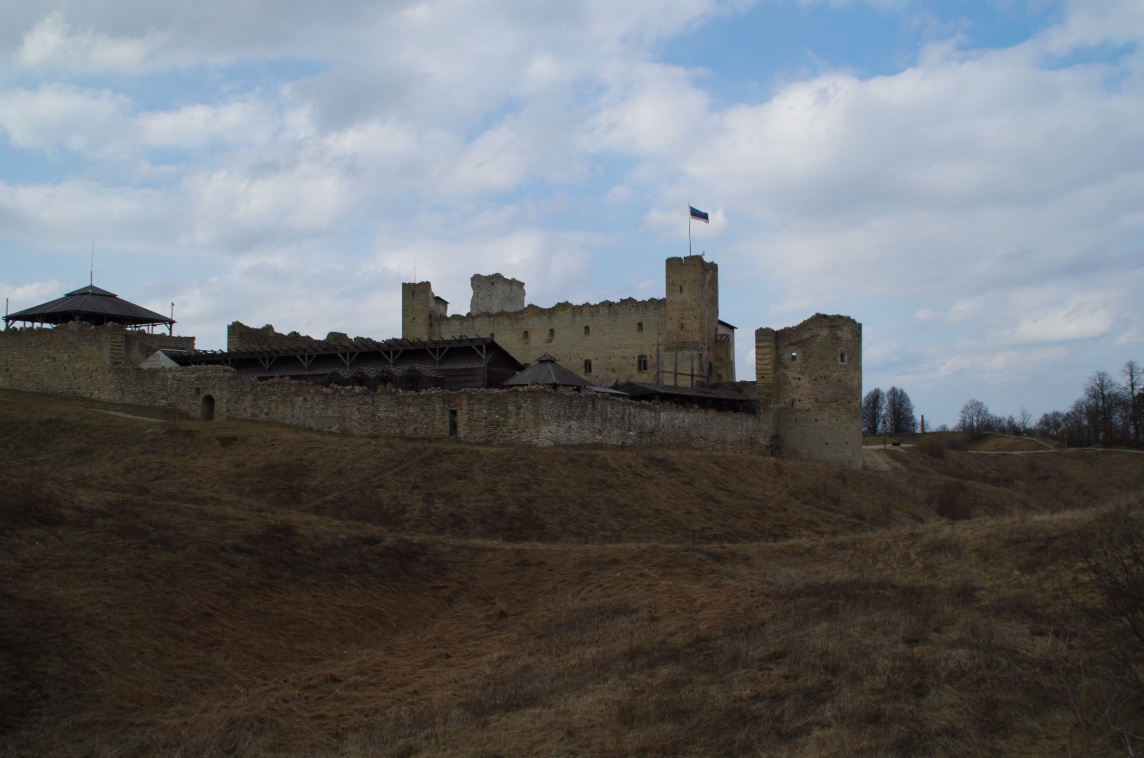 Rakvere lossi varemed, vaade lõunast rephoto
