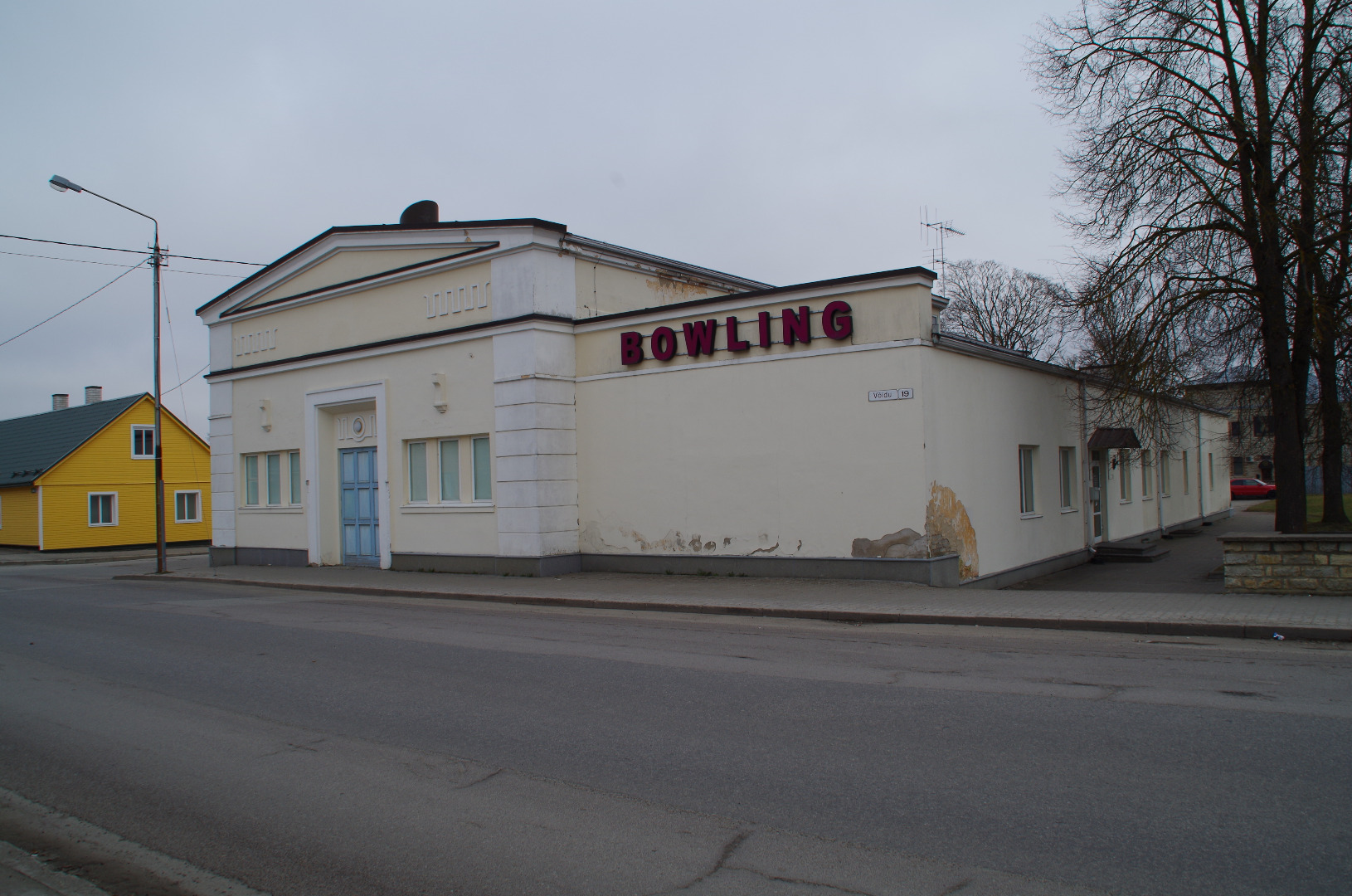 Former cinema building in Rakvere Winning Street rephoto