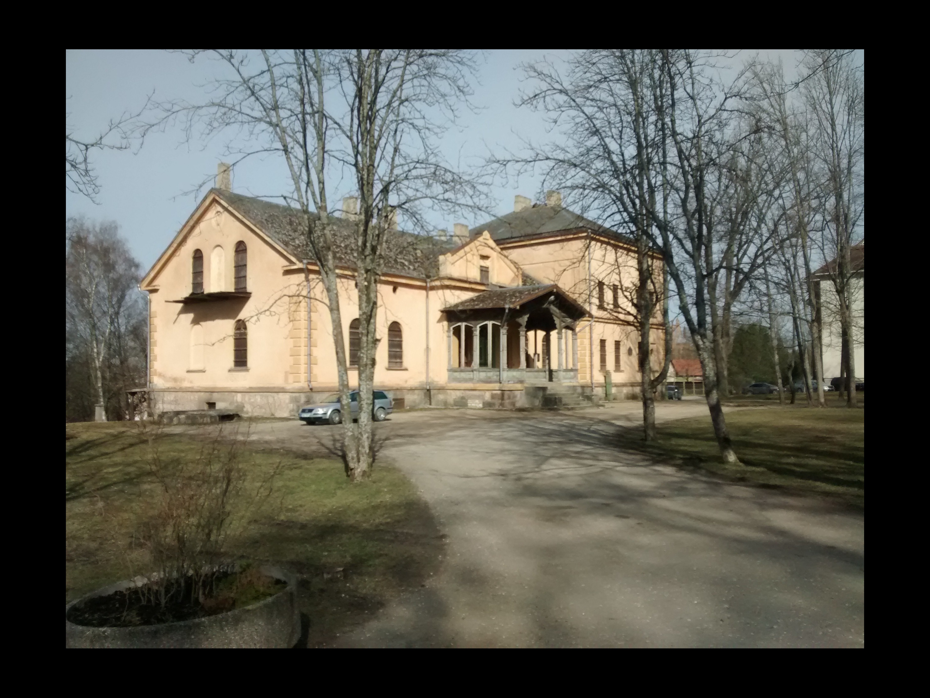 The prefaces of Viljandi Manor viewed from the left rephoto