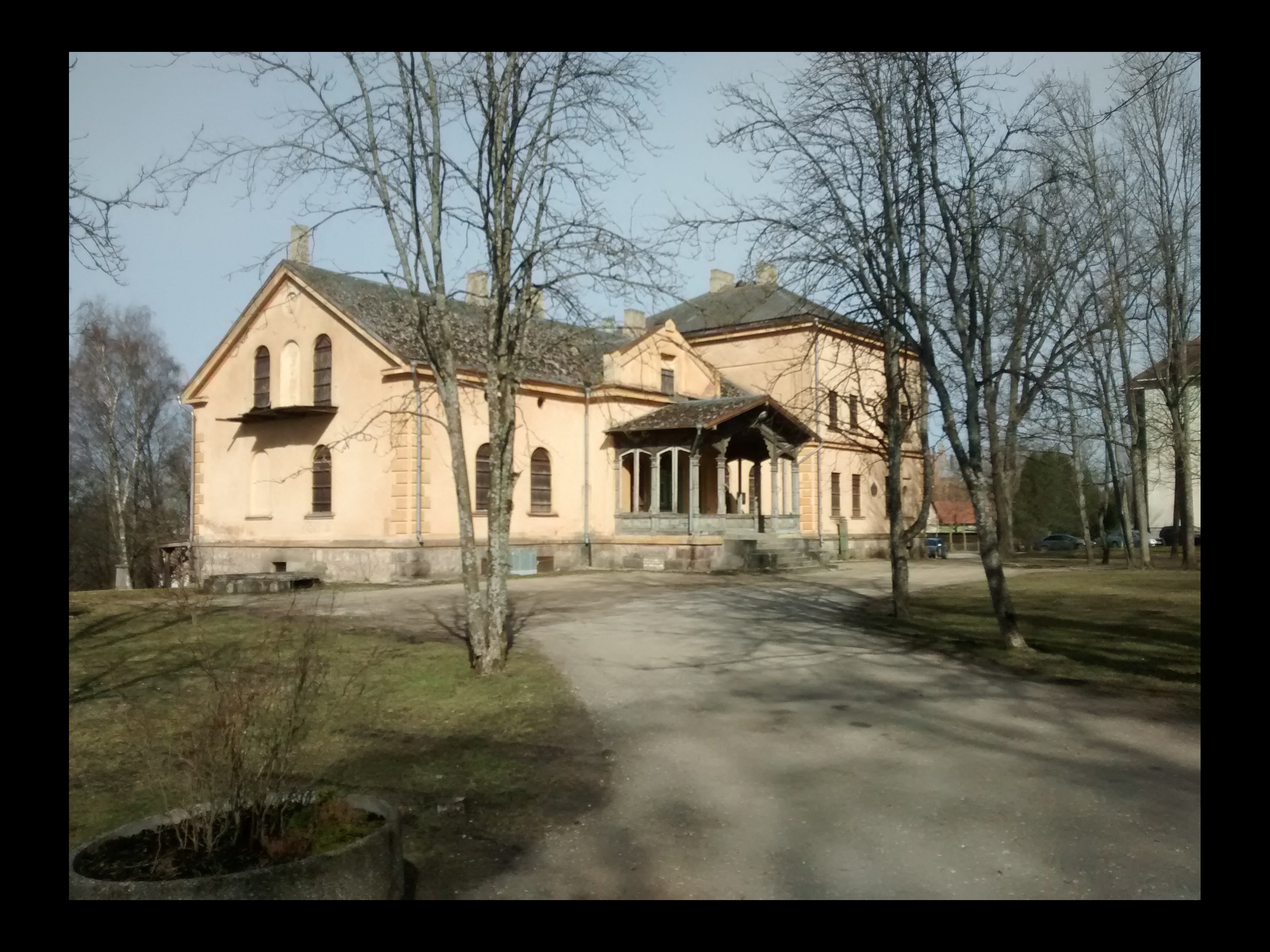 The prefaces of Viljandi Manor viewed from the left rephoto