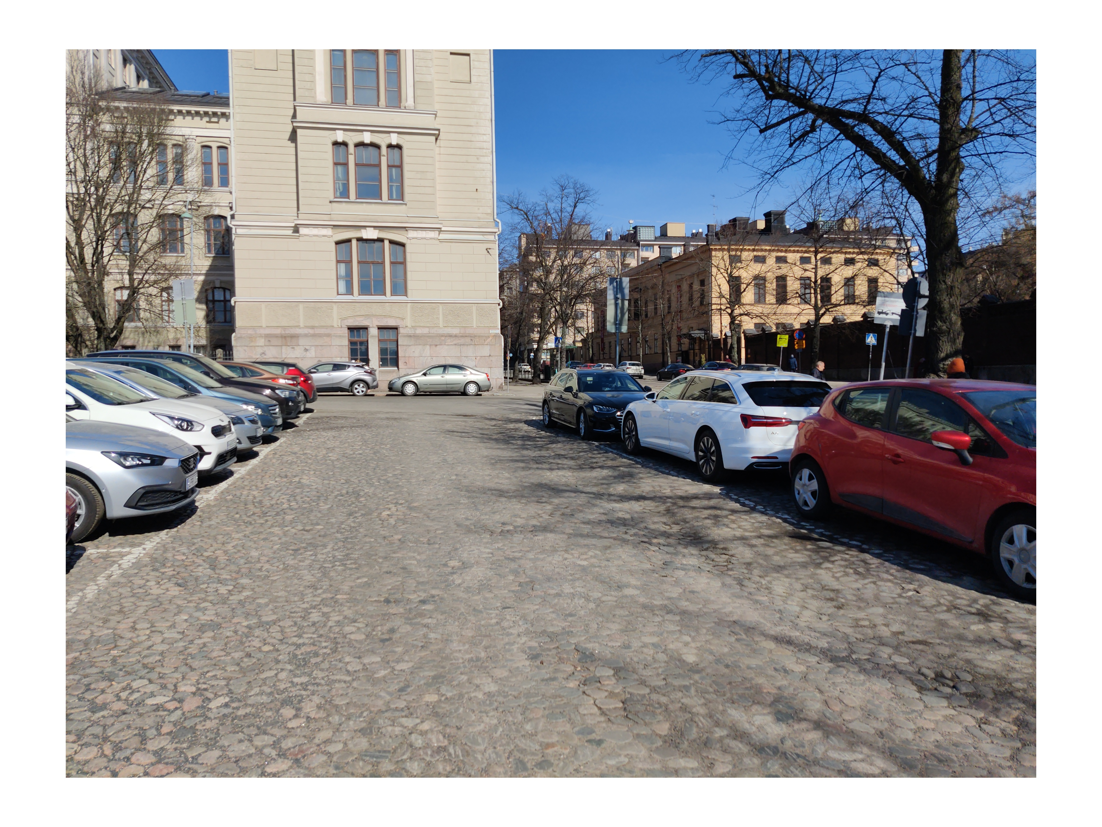 rintamamiesten paraati Hietalahden torilla rephoto
