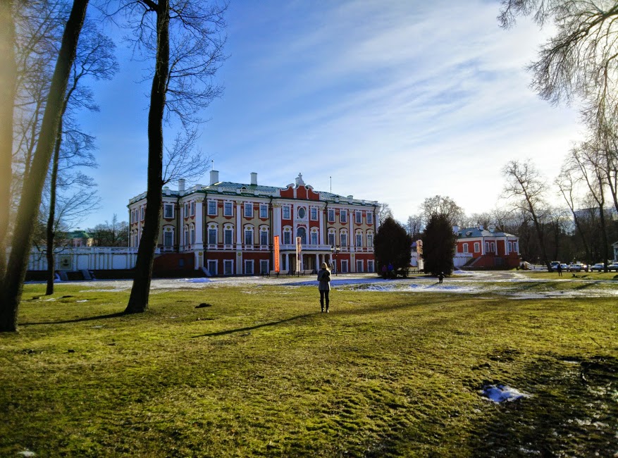 Kadrioru loss, esikülg rephoto