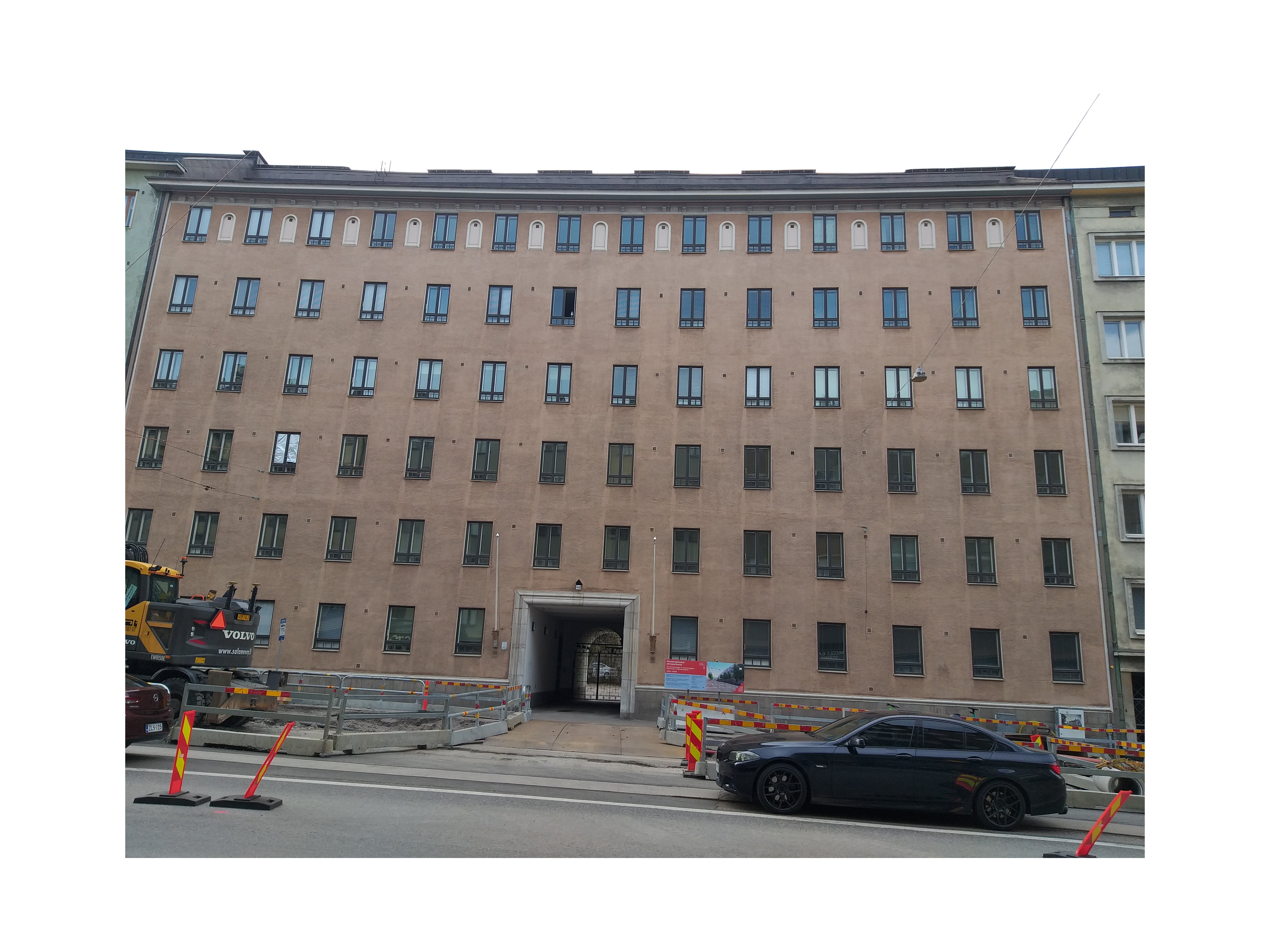 Runeberginkatu 48. Rakennettu 1927. rephoto