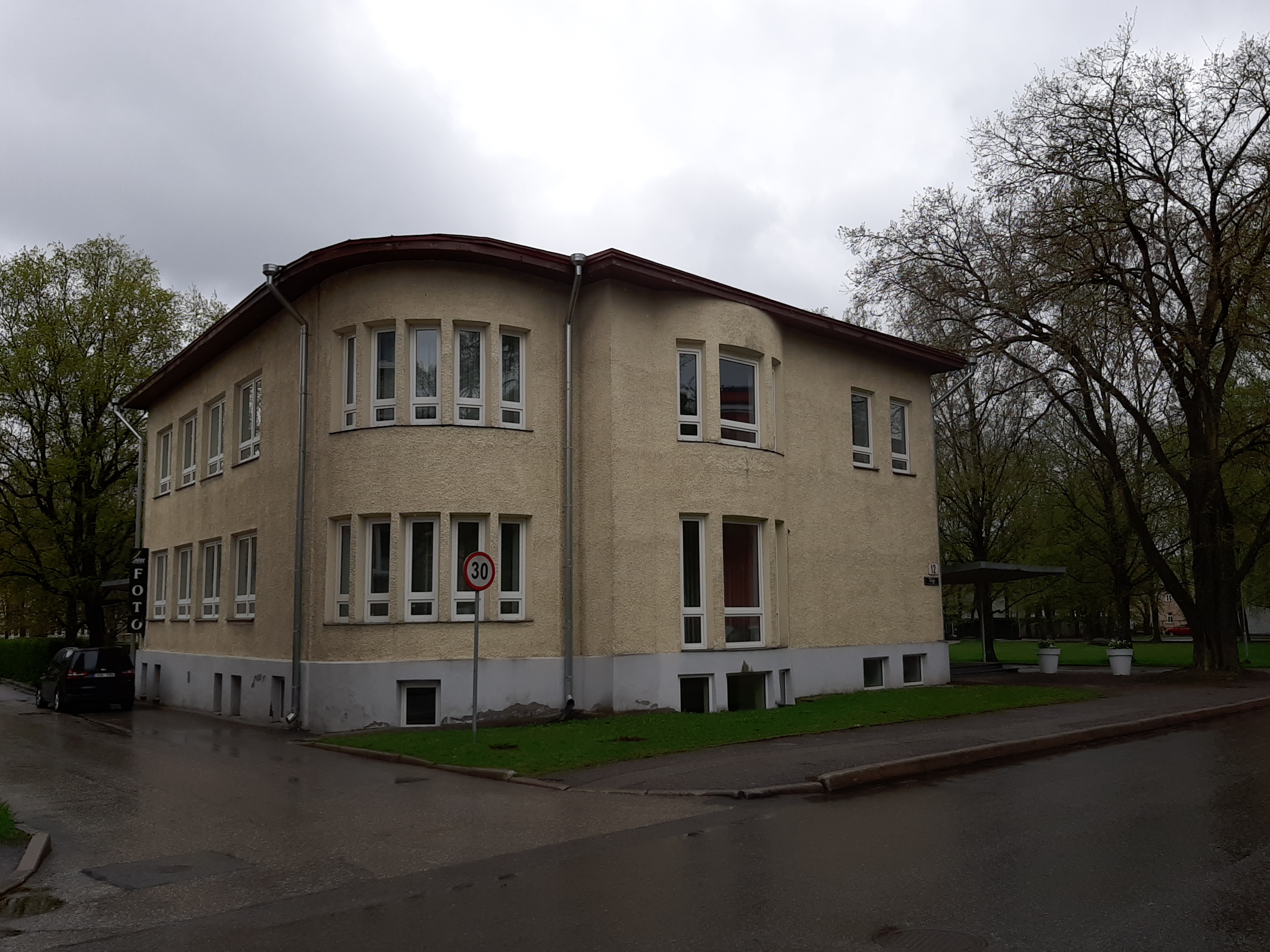 Sõjapurustused. Tiigi 56 (hilisem Tiigi 12) varemed Tiigi ja Õpetaja t nurgal. Tartu, 5.10.1941. Foto E. Selleke. rephoto