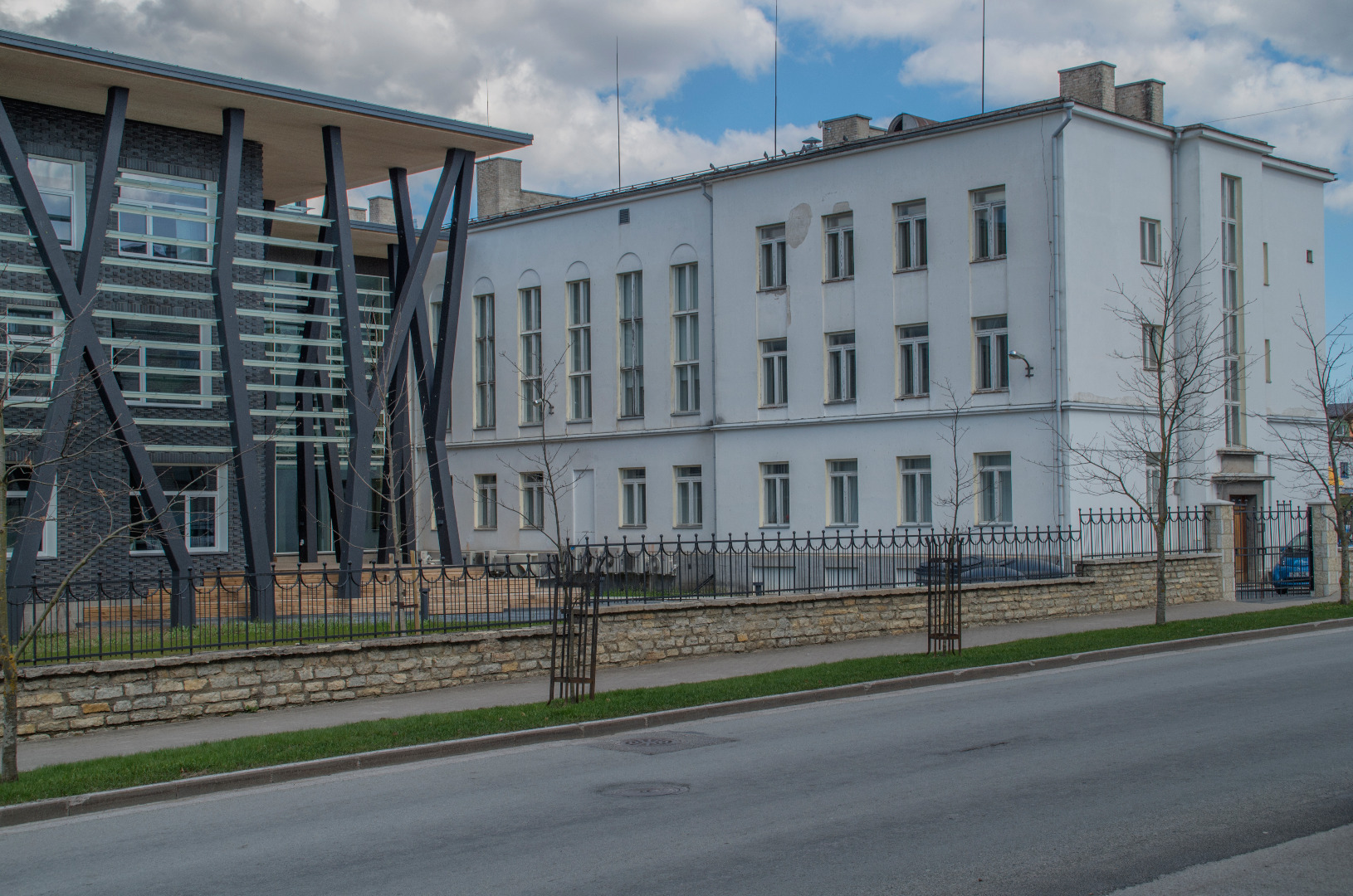 Building of the Rakvere Department of Eesti Pank. Arh. Ferdinand Adoff. Photographer J. Triefeldt rephoto