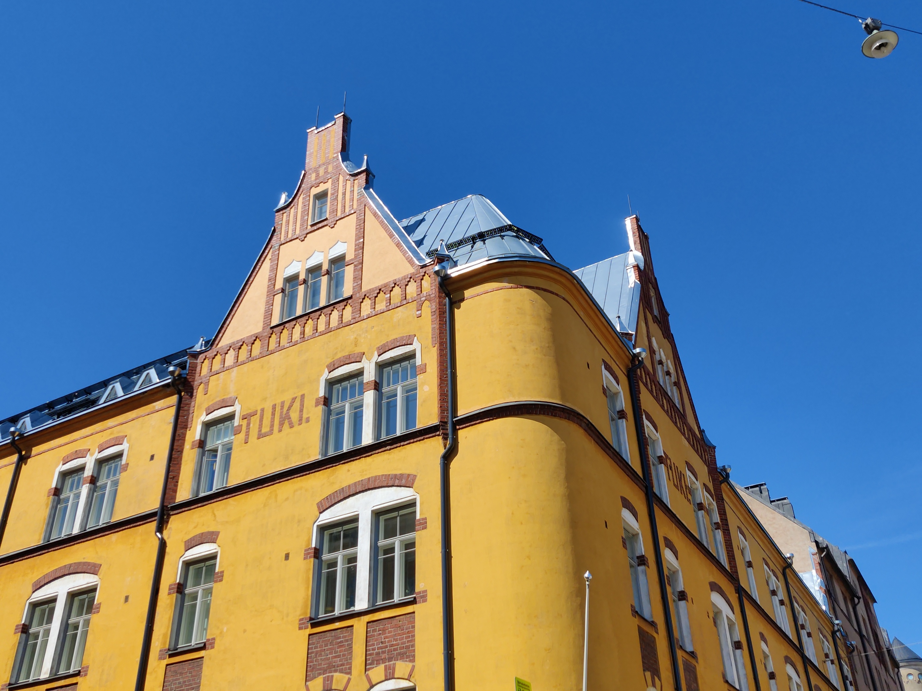 Kauppiaankatu 13 - Vyökatu 6. As. Oy Tuki. rephoto