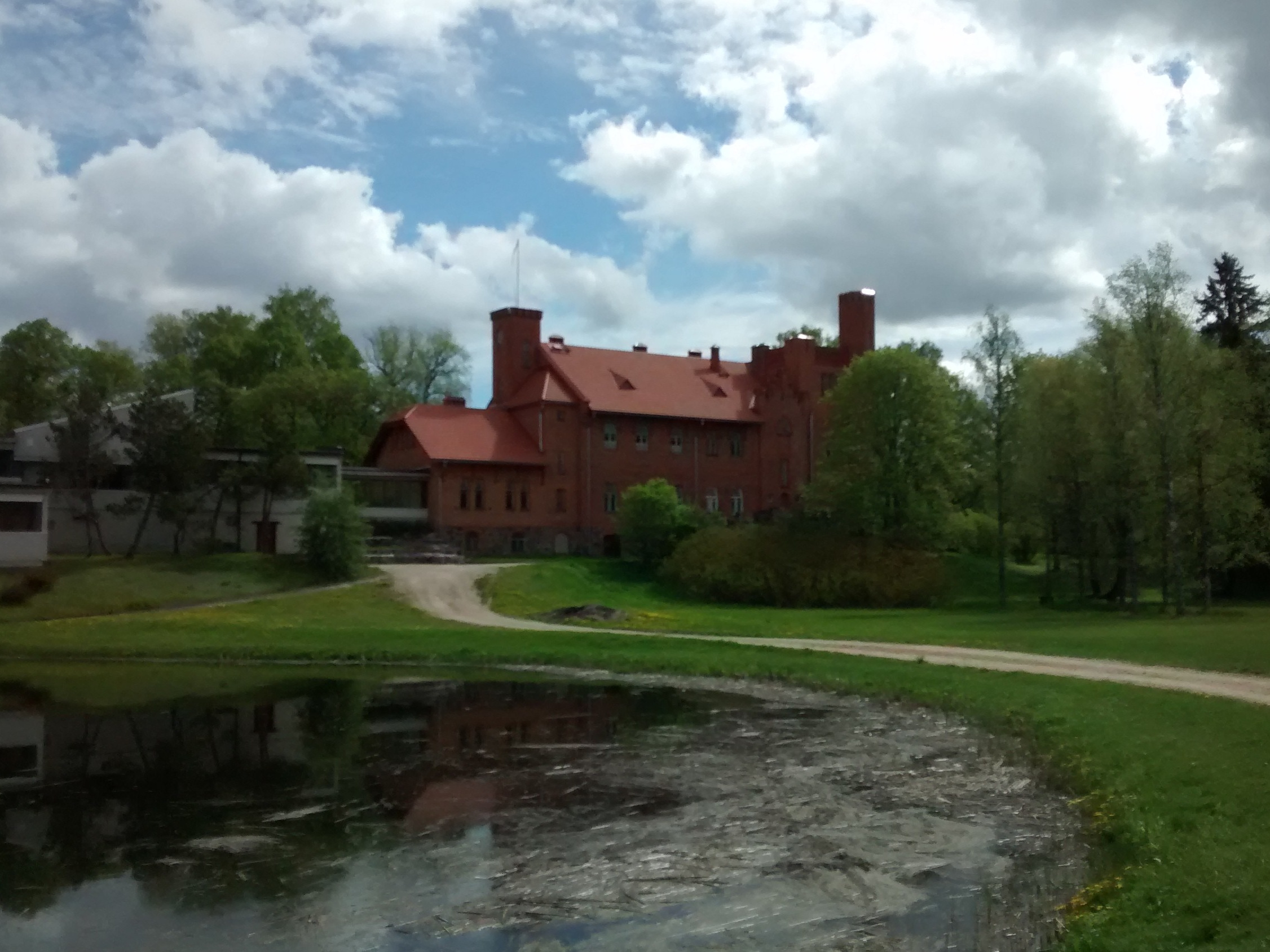 Shake the castle rephoto