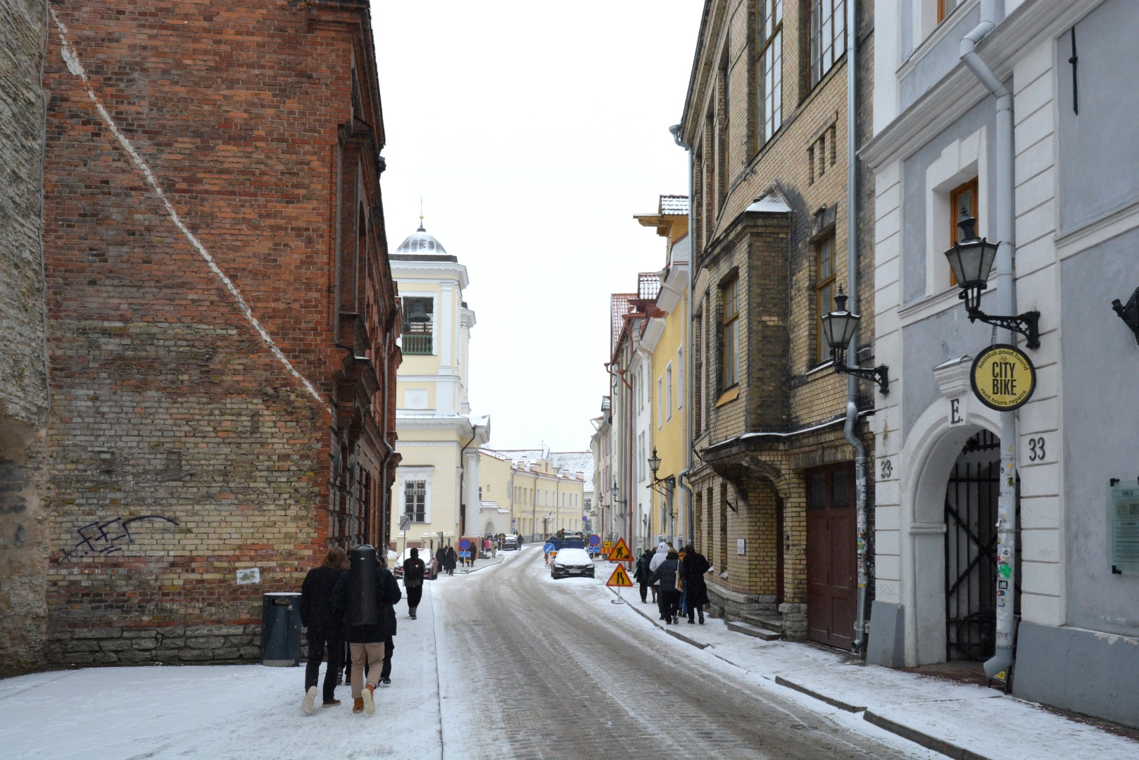 Reproduction from drawing. Nikolai Wall on the Russian street, built in 1827. rephoto