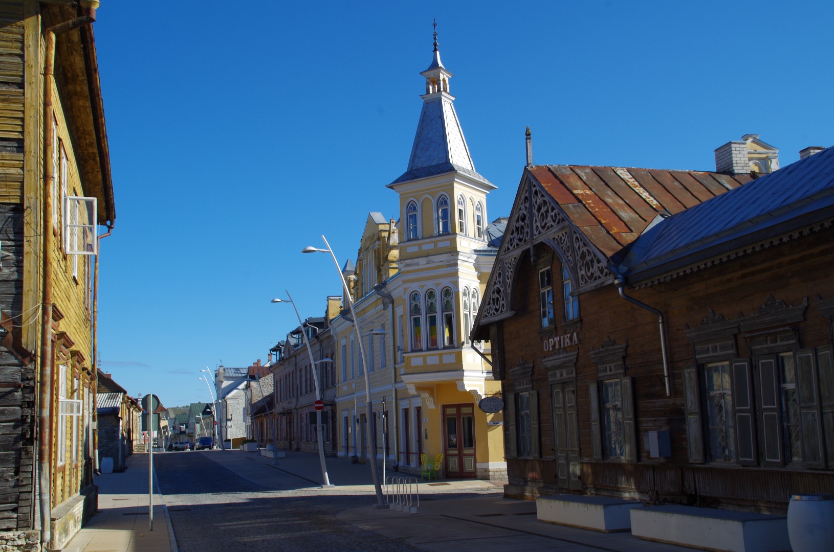 Rakvere, tänav kesklinnas. rephoto