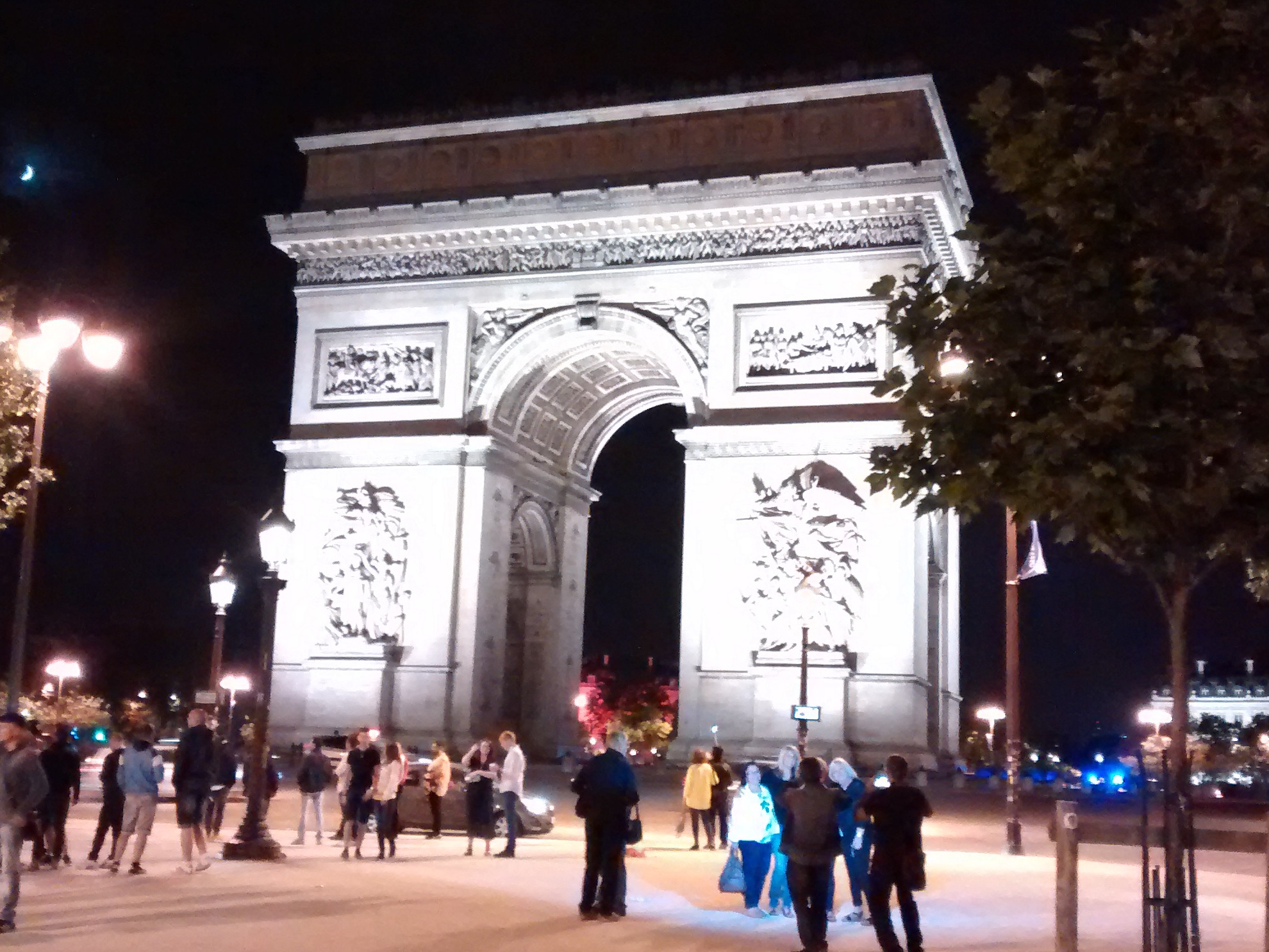 Arc de Triomphe here Paris rephoto