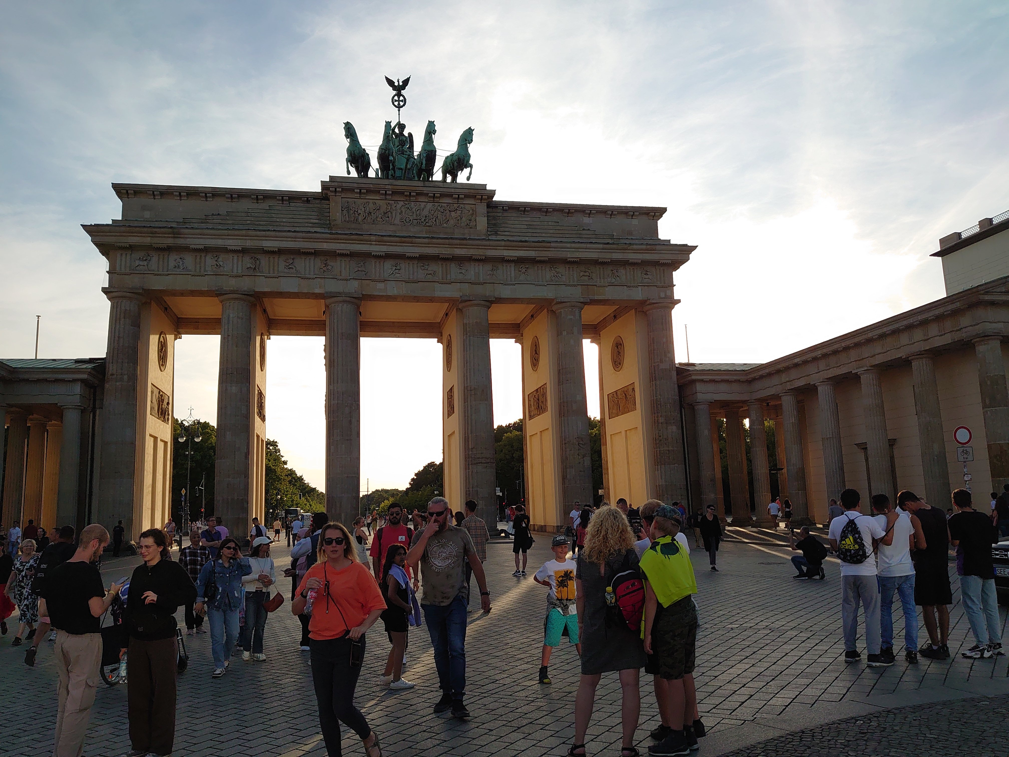 Distance from Berlin; Pariserplatz with Brandenburger Tor rephoto