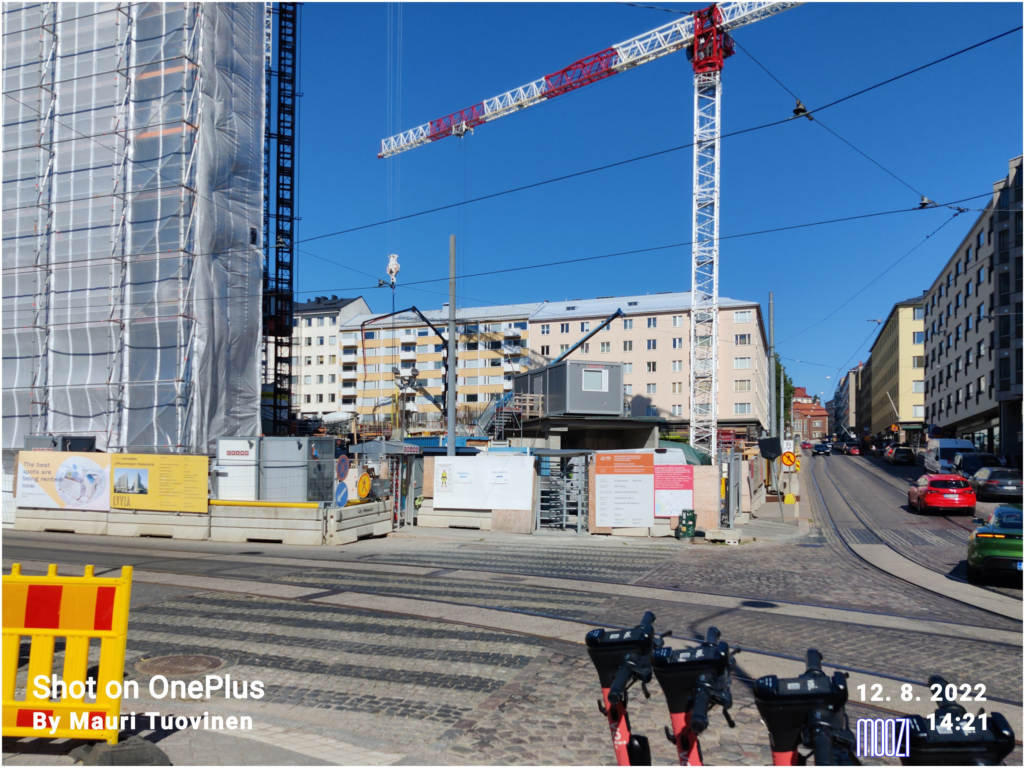 Porthaninkatu 2, 4, 6.  Vasemmalla Hämeenkatu 3.  Nykyinen Siltasaarenkatu 13. rephoto