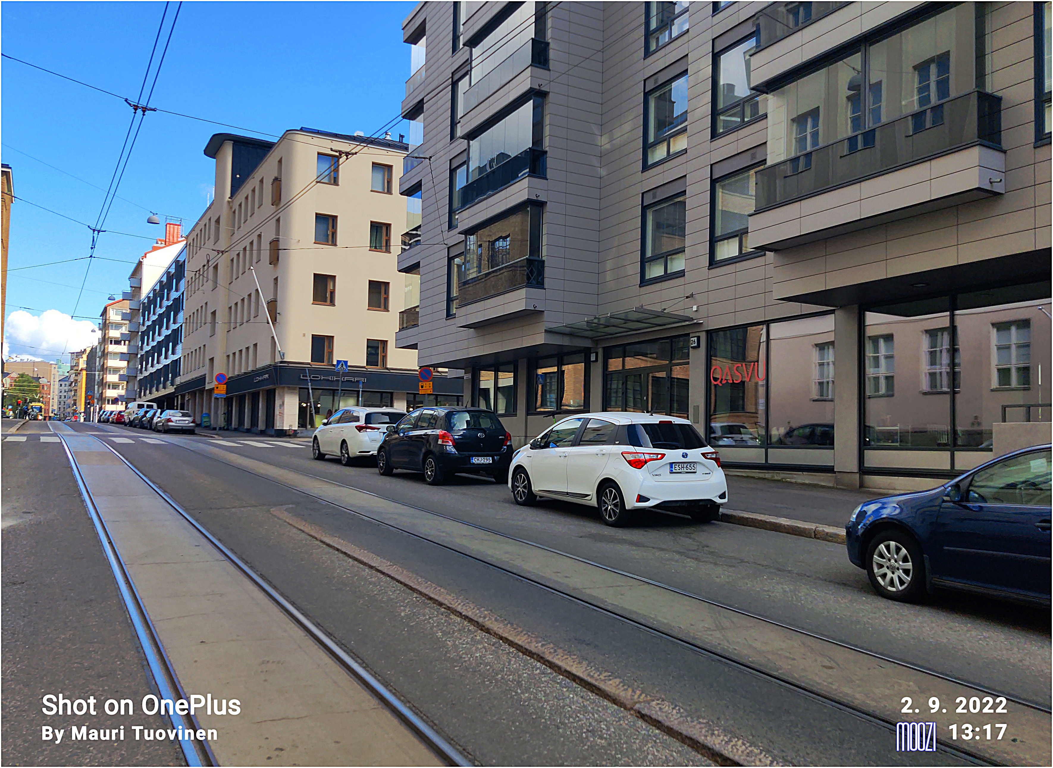 Ruoholahdenkatu 26, 24. Kadun varrella Kent -tupakan ulkomainos. rephoto