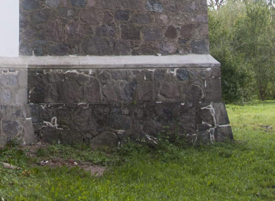 Grupp leerilapsi  ja õpetajad Pauluse kiriku juures, (foto tellija Annof [Annov]). rephoto