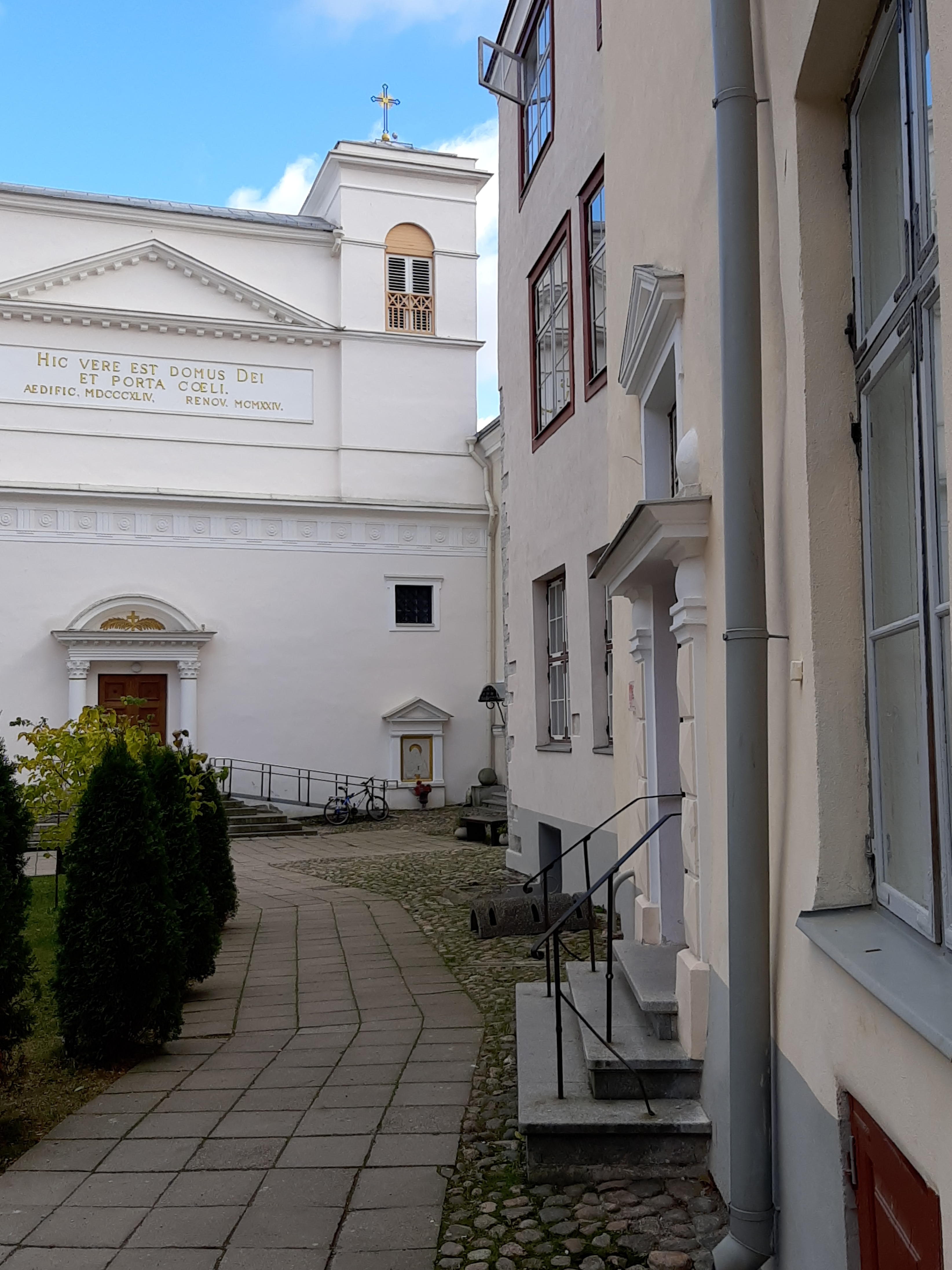 Tallinn, vanalinna õu rephoto