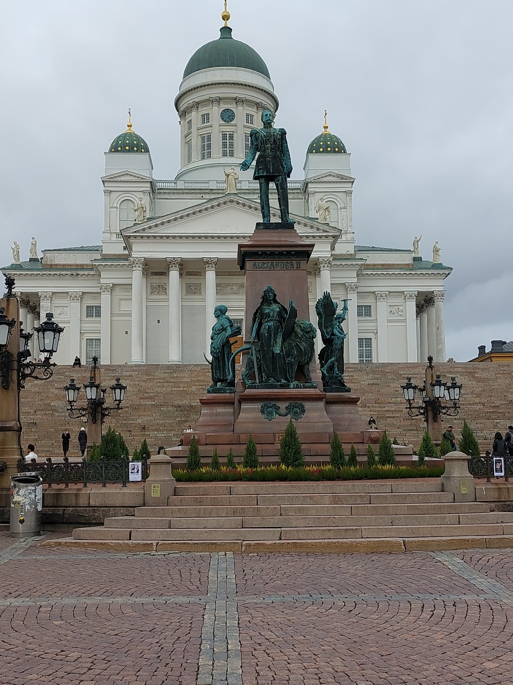 The statue of Emperor Alexanter II by Walter Runeberg at the Senate of Helsinki rephoto