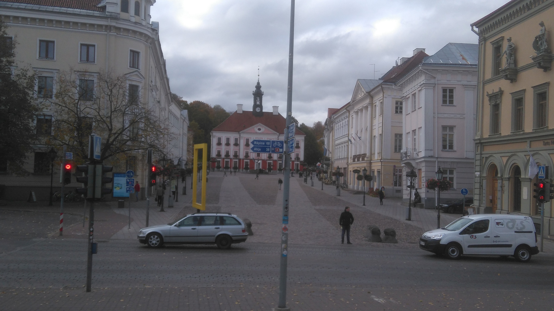 Raekoja Square in Tartu rephoto