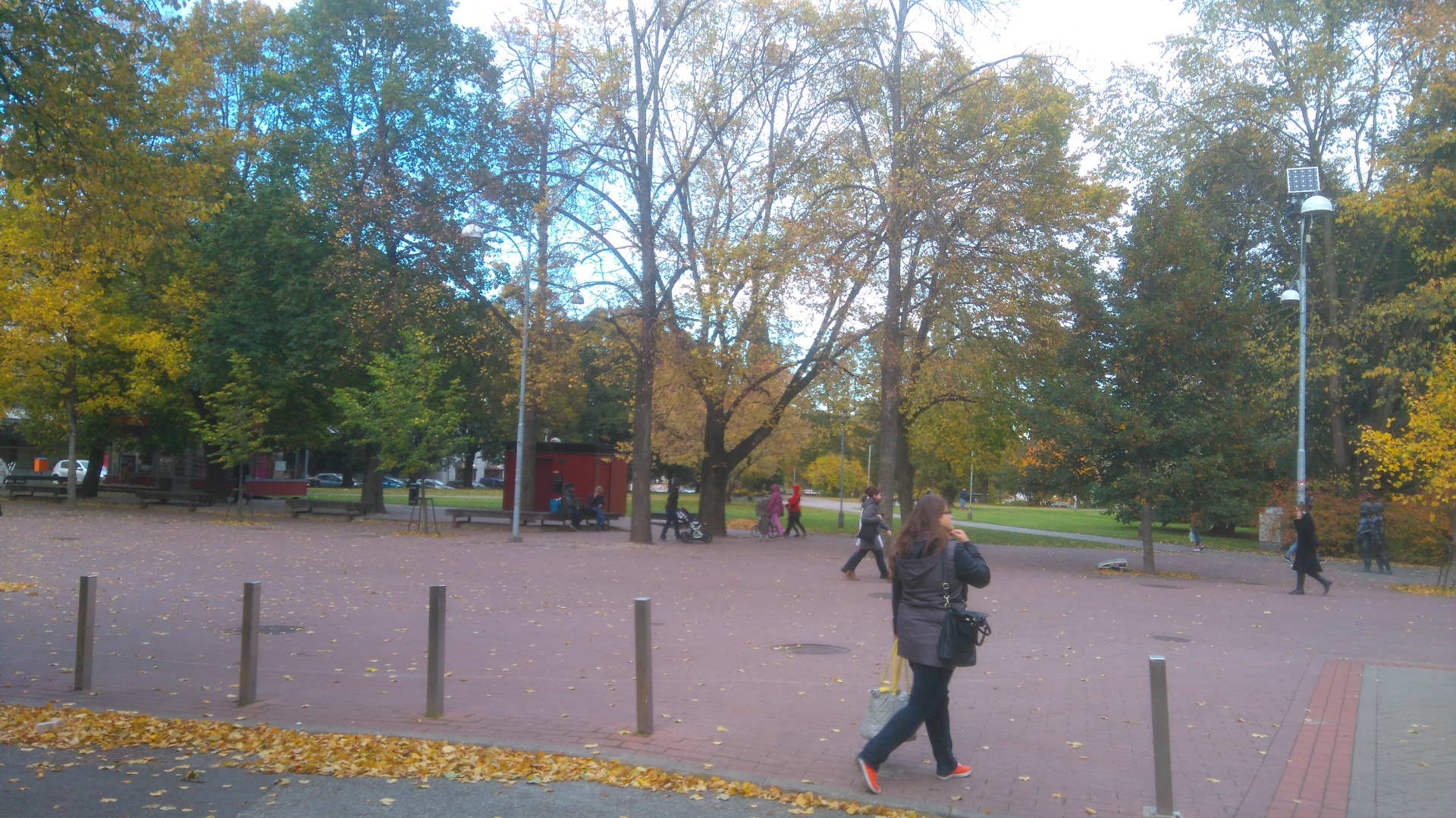 Broken Commercial Treatment in Tartu rephoto