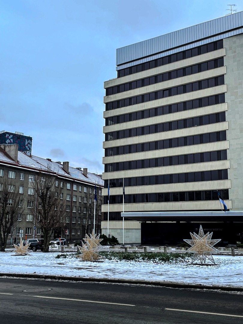 Lenini monumendi eemaldamine Tallinnas Rävala puiesteel. rephoto