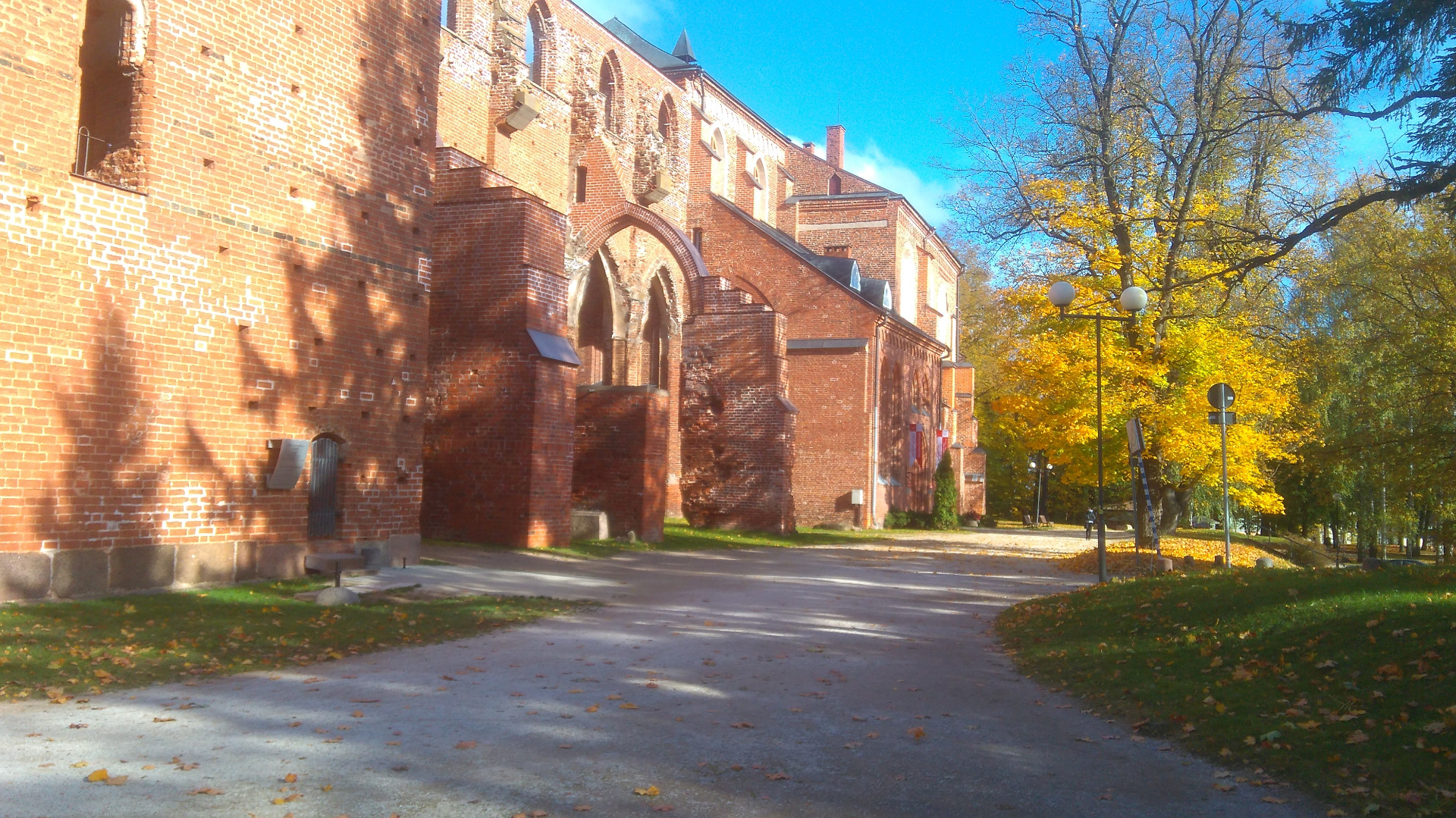 Tartu, view with ruins of the Toomkirik. rephoto