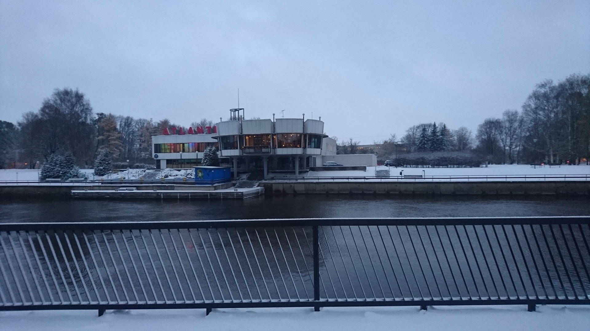 Vaade Söögiturult Holmi tänavale rephoto