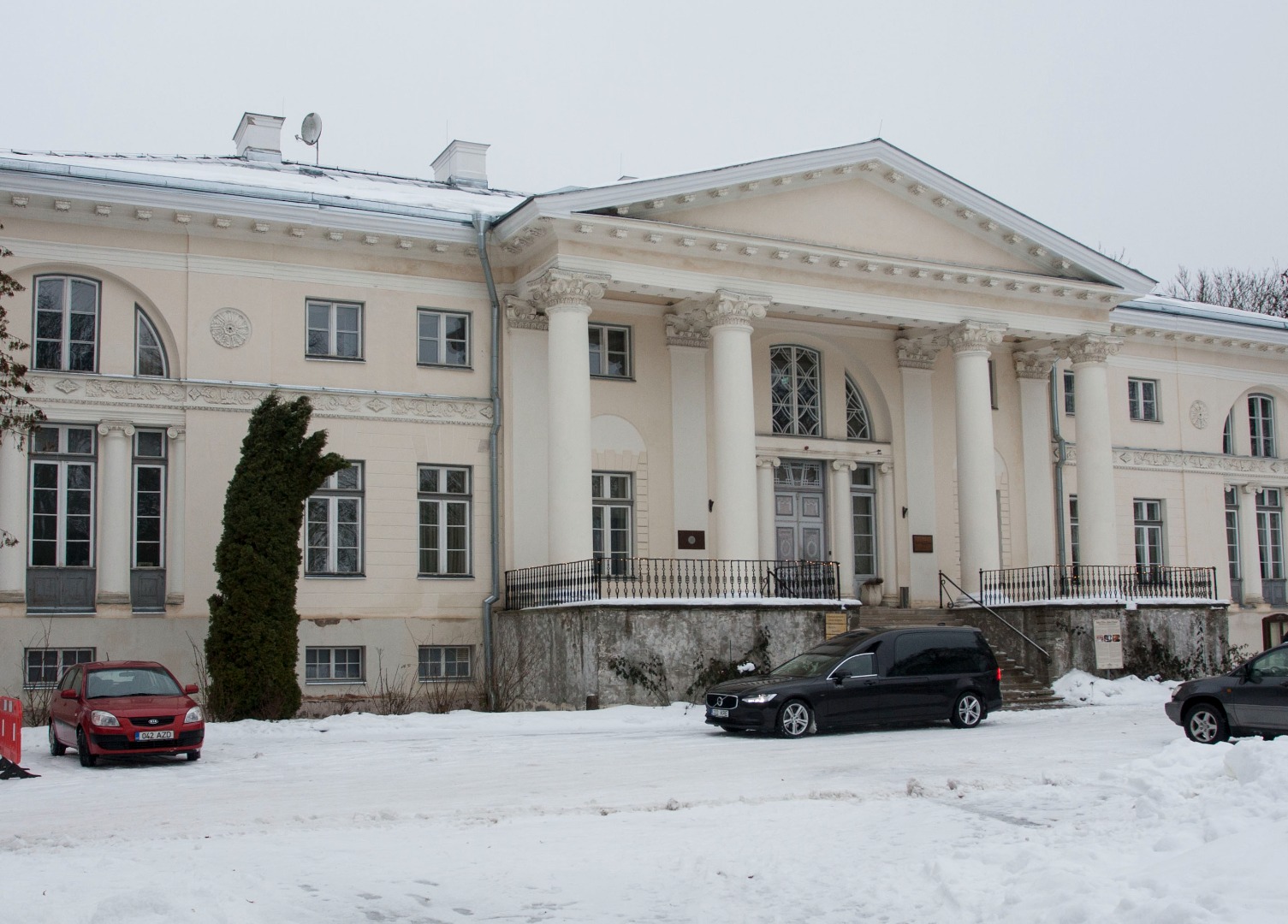 Saku mõisa peahoone, eestvaade rephoto