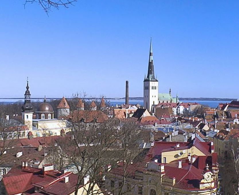 All-city. View of the Court Street View Platform n-sunnas towards the Oleviste Church rephoto