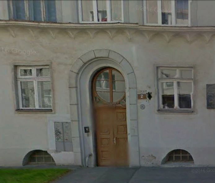 Elamukooperatiivi Tare korterelamu Tallinnas, 1 vaade hoonele, 1 vaade portaalile. Arhitekt Herbert Johanson rephoto