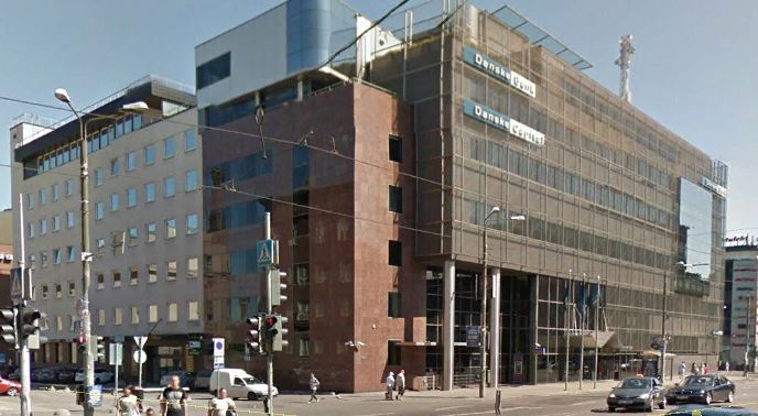 Punane RET Tallinnas, vaade Reimani tn poolt rephoto
