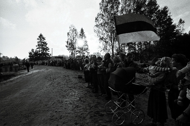 Balti kett MRP-50 aastapäeval Eesti-Läti piiril.