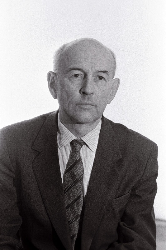 Gunnar Jänes - ENSV Ülemnõukogu Presiidium.