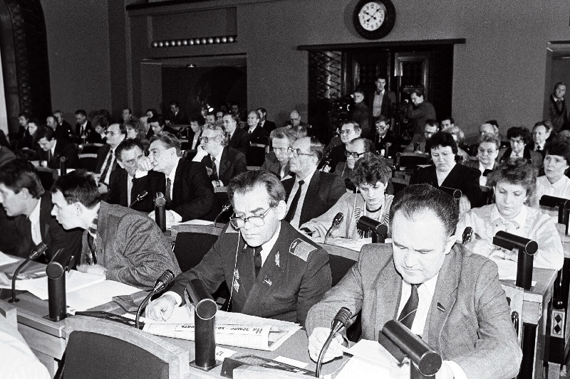 Eesti NSV XI koosseisu XIV istungjärk saalis.