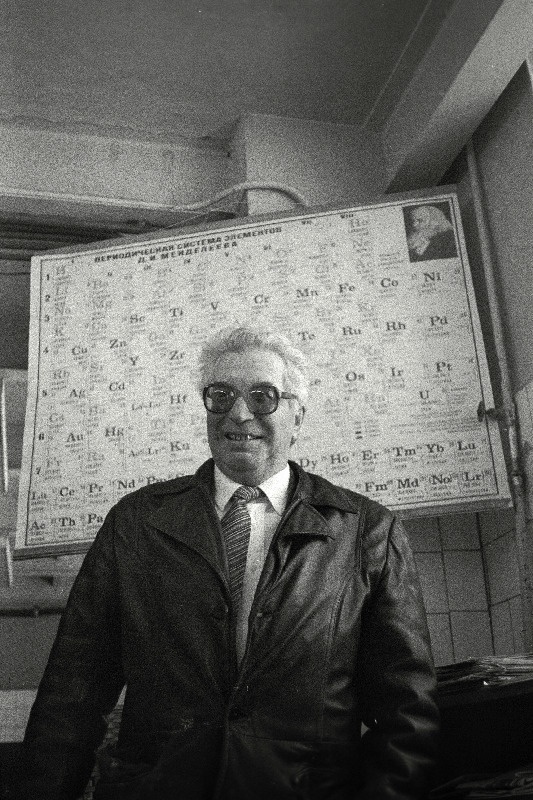 Sillamäe Keemia-Metallurgia Tootmiskoondise direktor V. Plotnikov.